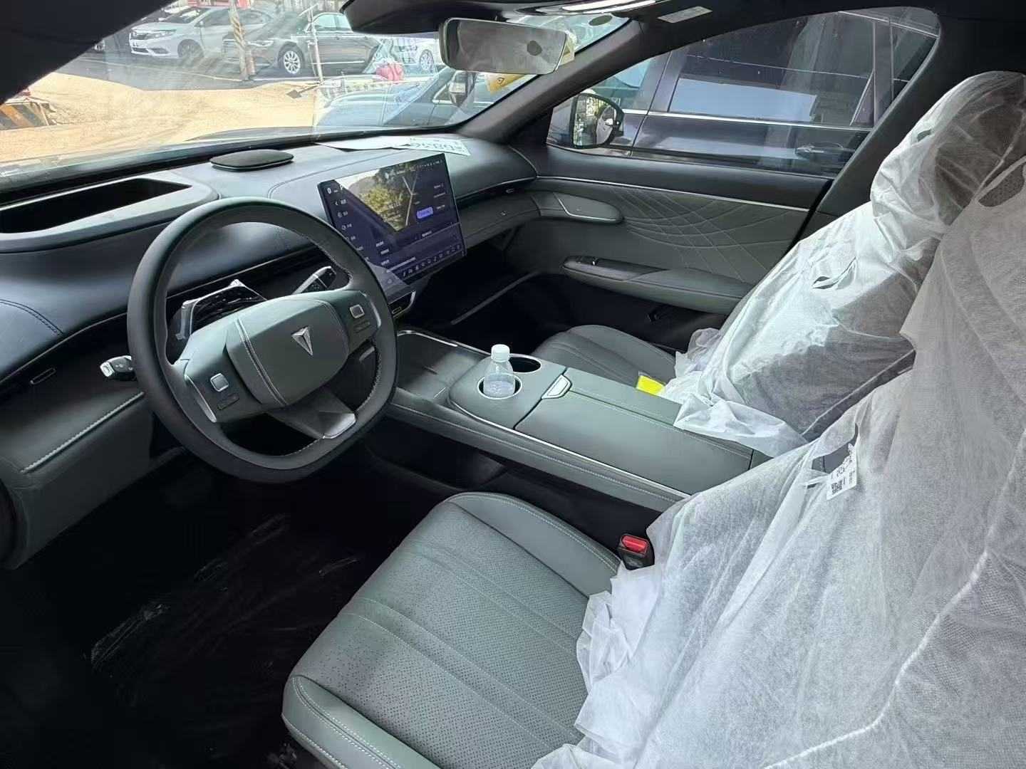 Deepal S07 2025 car image #9