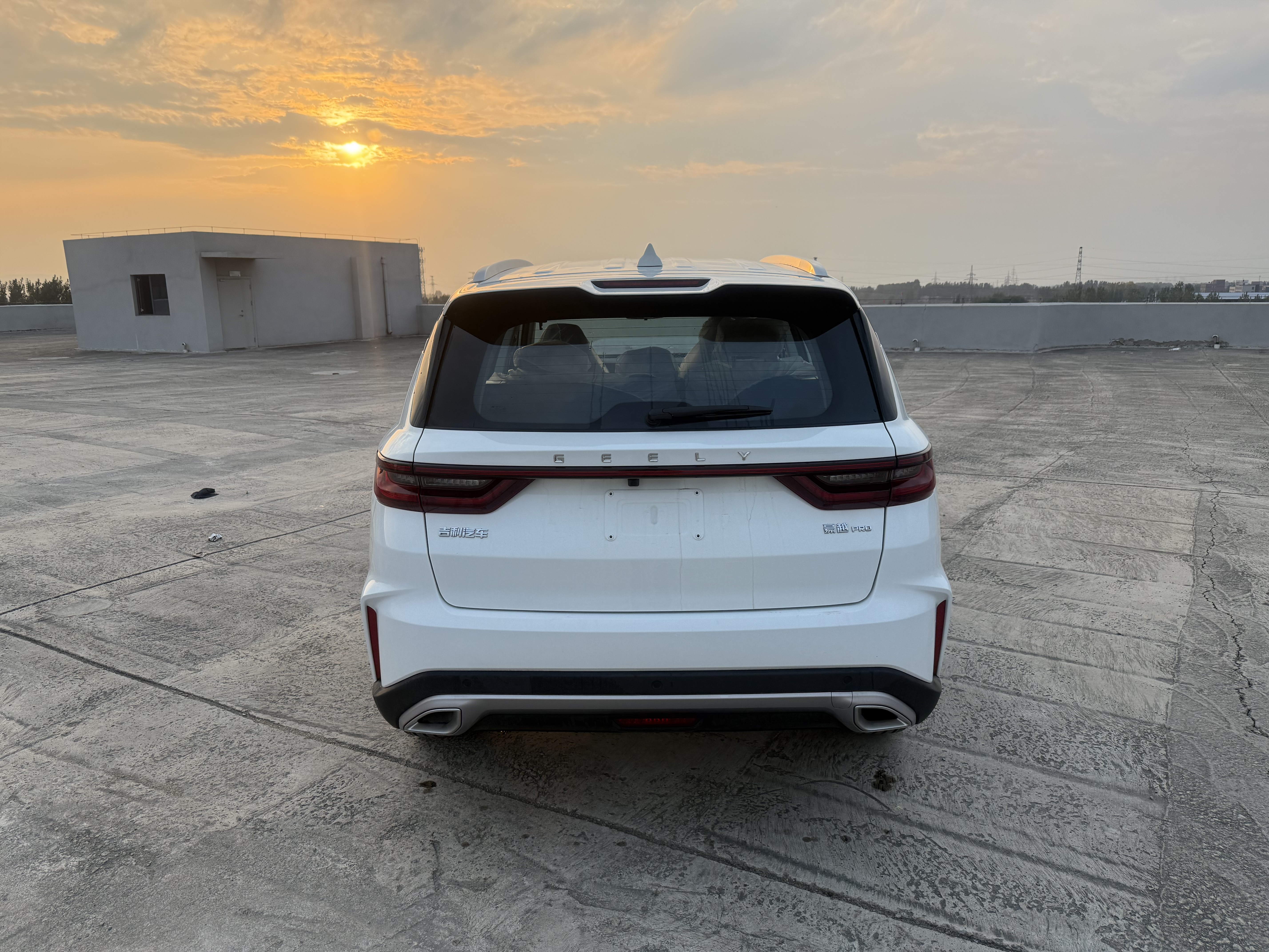 GEELY OkavangoPRO 2025 #9 GEELY OkavangoPRO 2025 car image #9