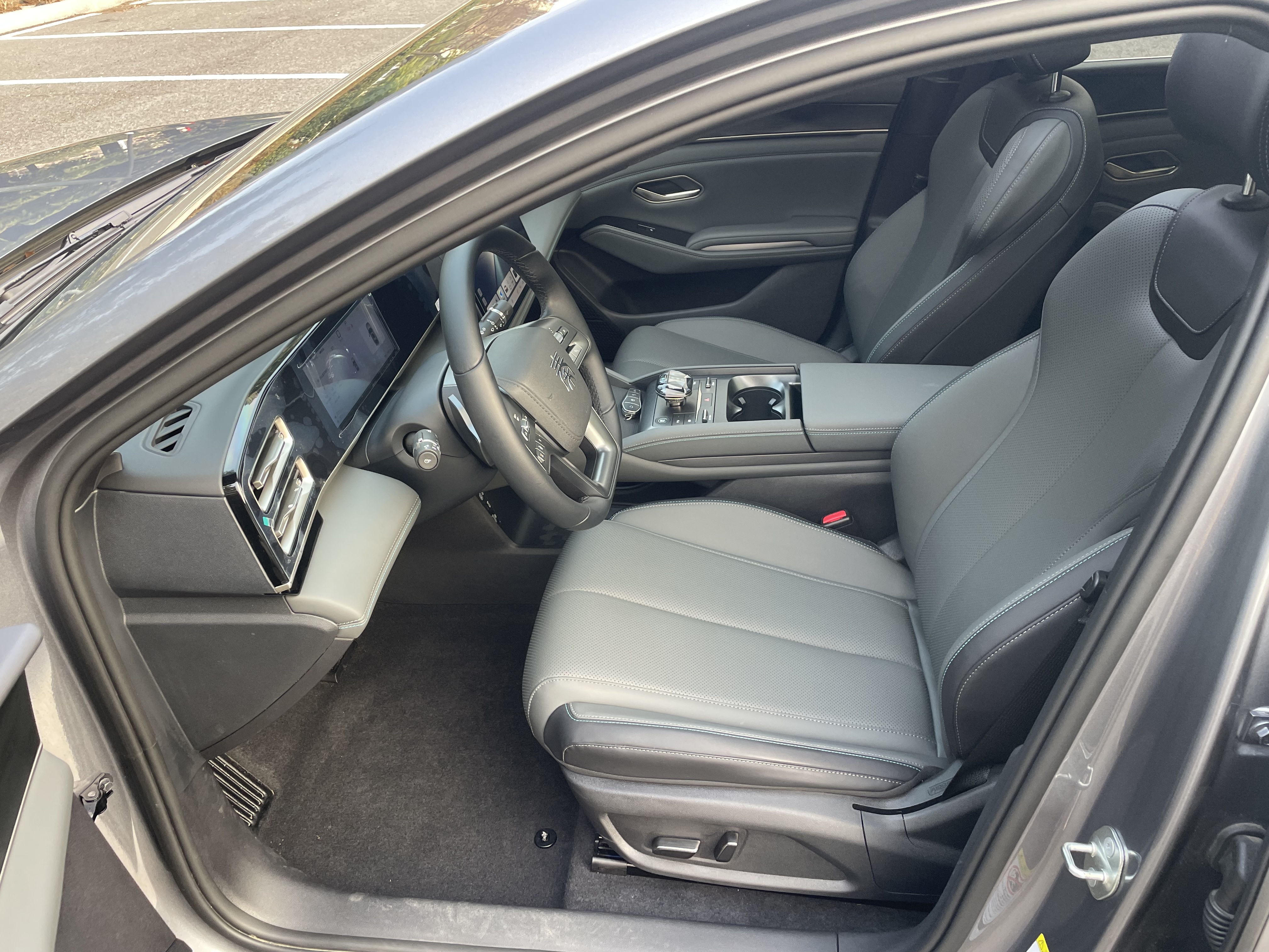 BYD Qin L 2025 car image #9