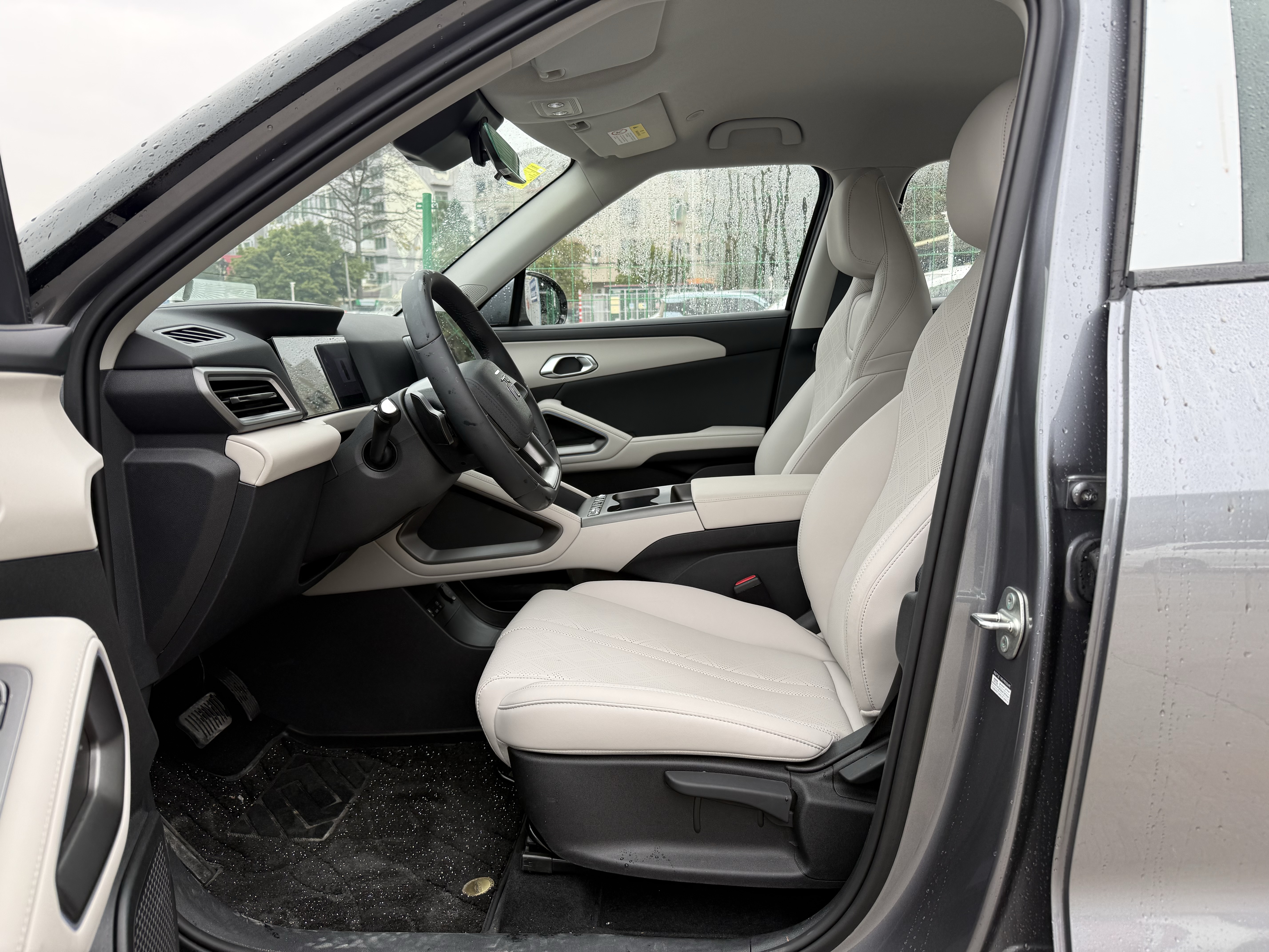 BYD YuanUP 2025 car image #9