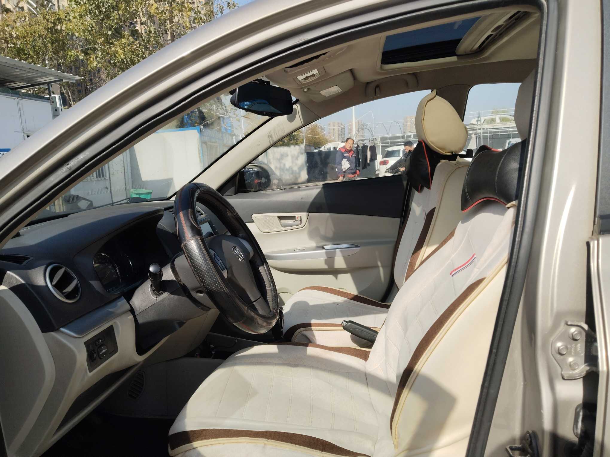 Changan Alsvin V5 2014 immagine di auto #9