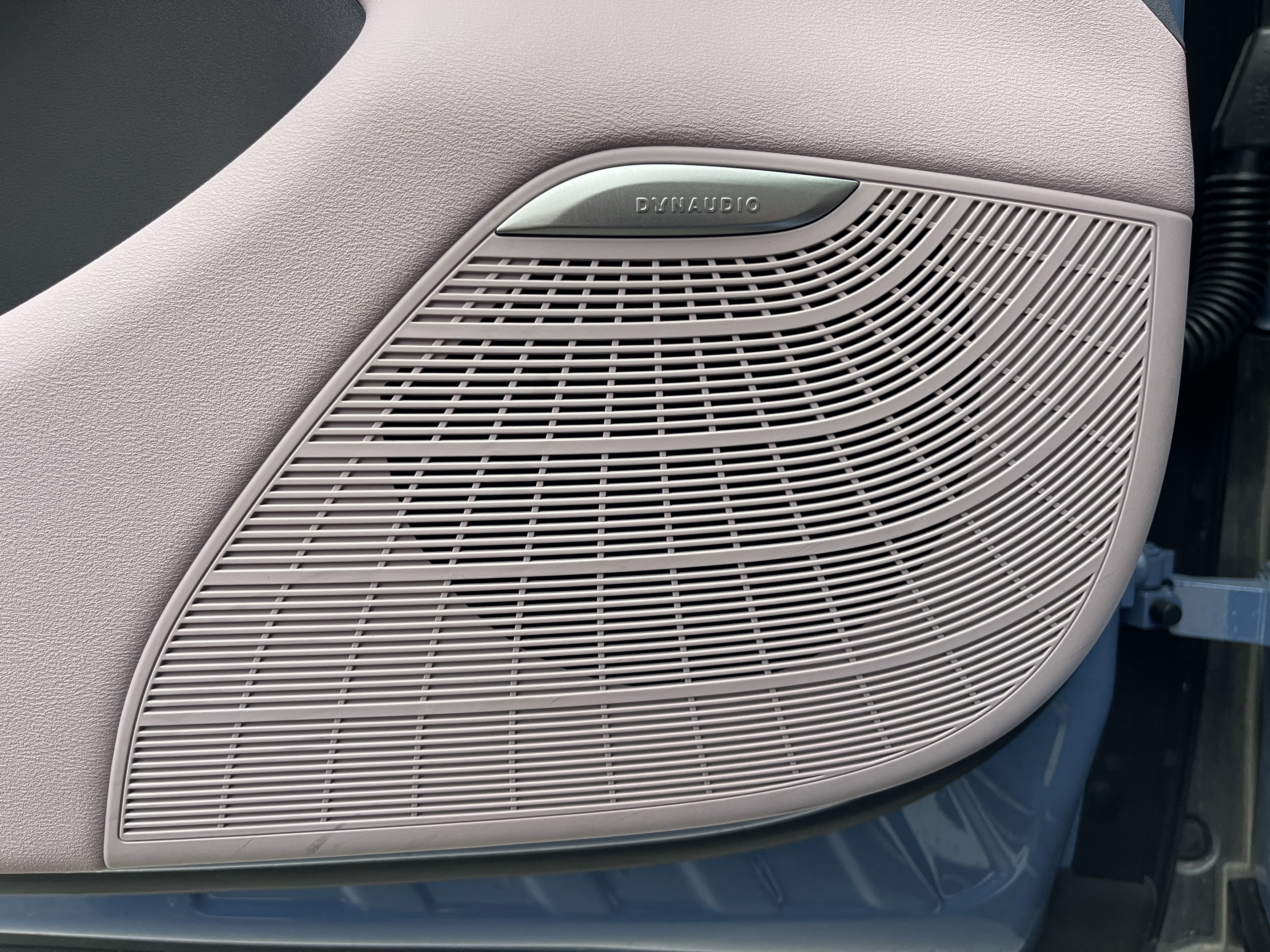 HongQi 2025 car image #9