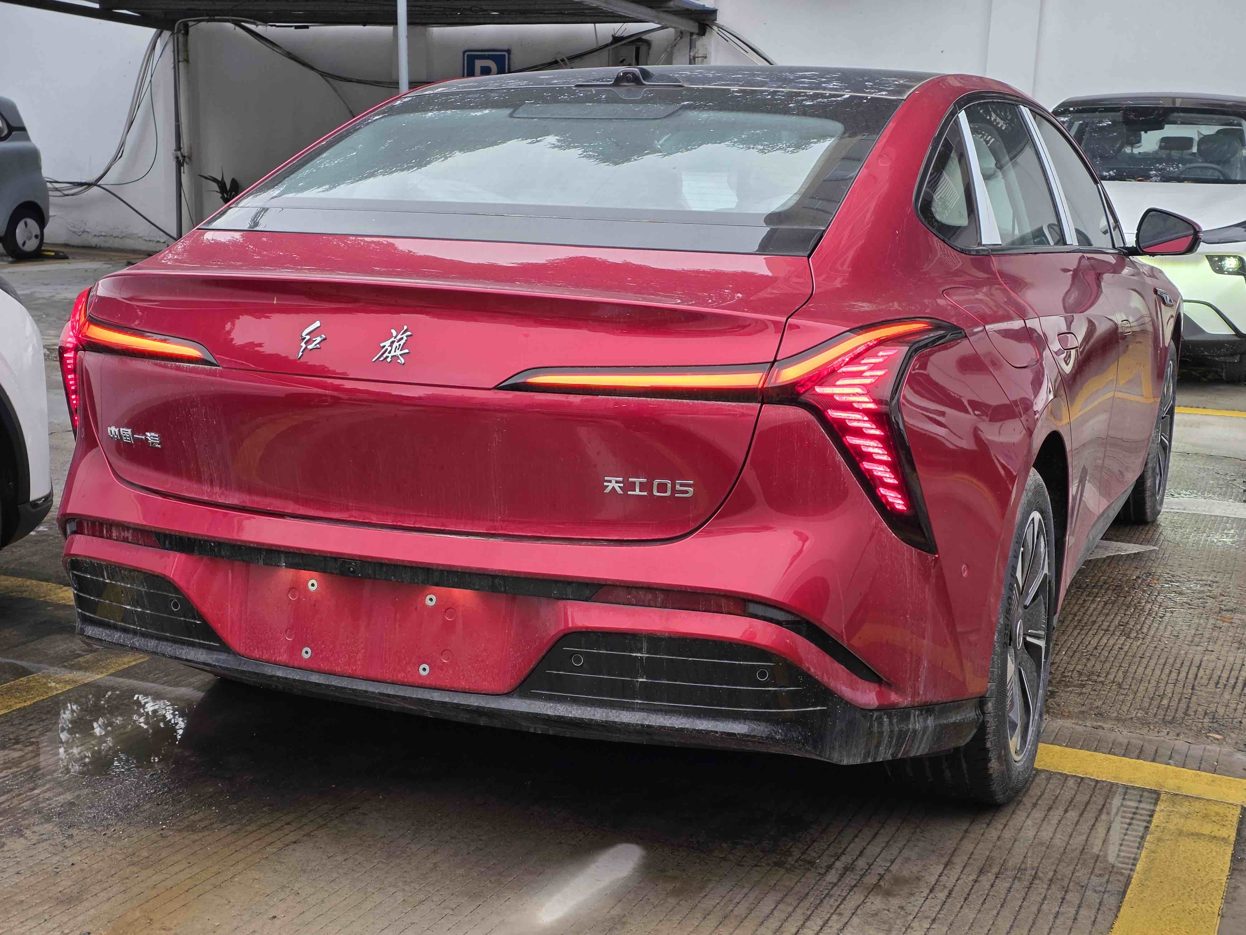 HongQi TianGong 05 2025 car image #9