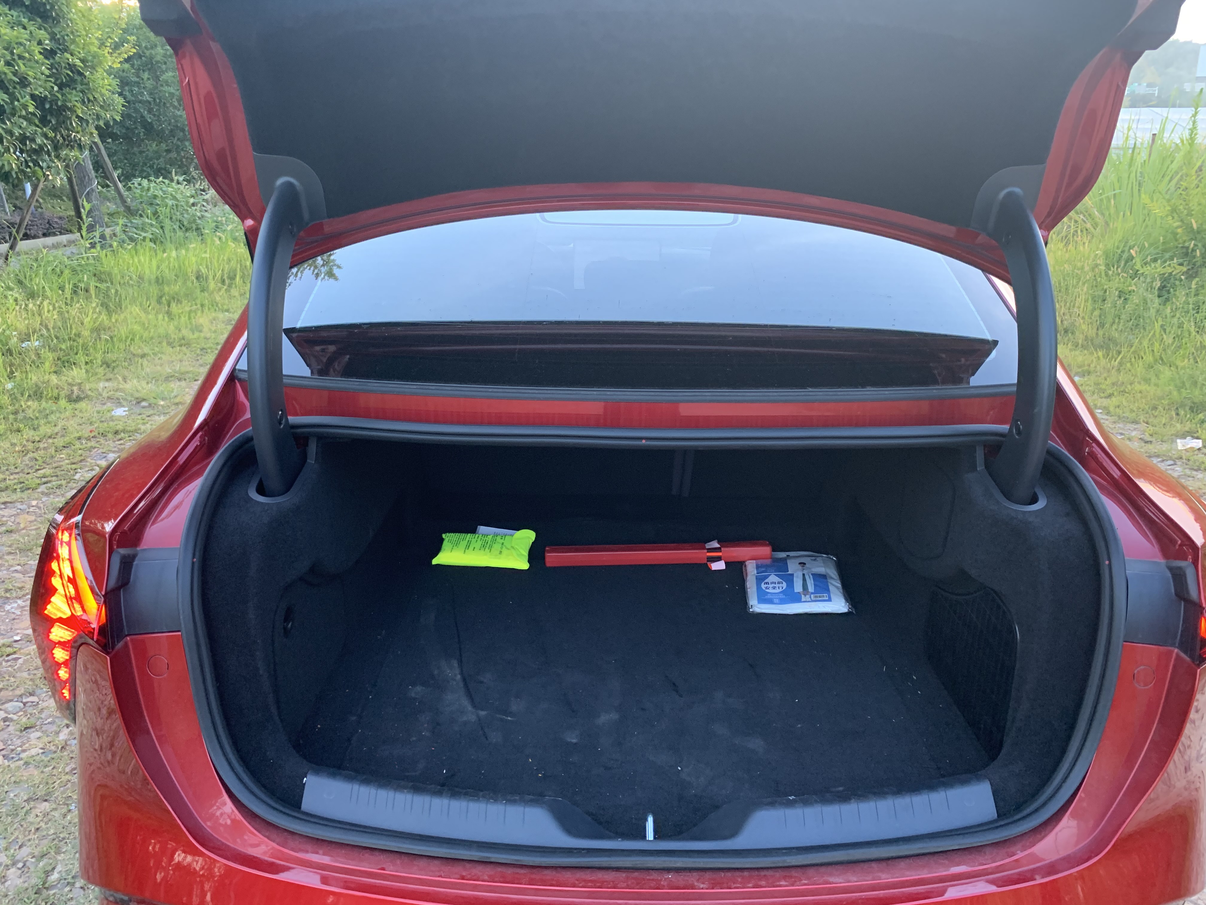 HongQi TianGong 05 2025 #9 HongQi TianGong 05 2025 car image #9