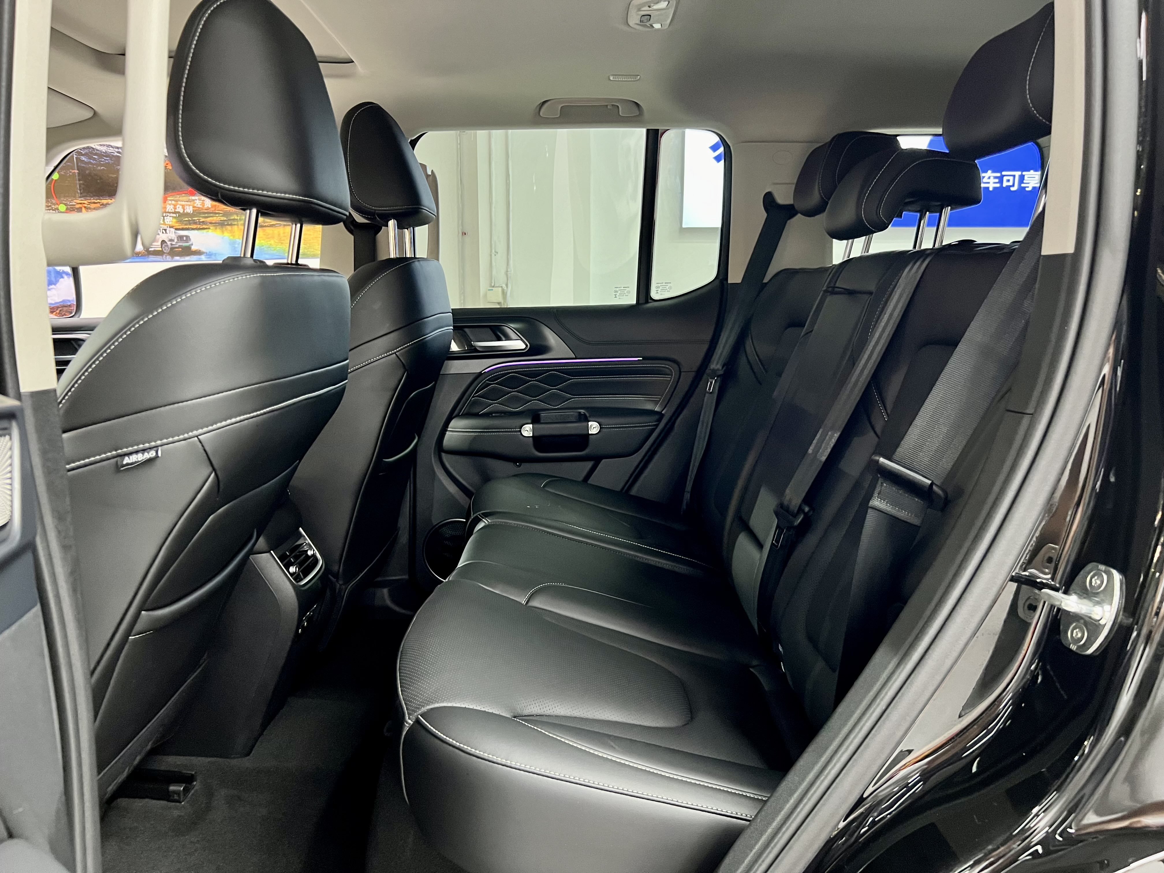 Tank 300 New Energy 2025 #9 Tank 300 New Energy 2025 car image #9