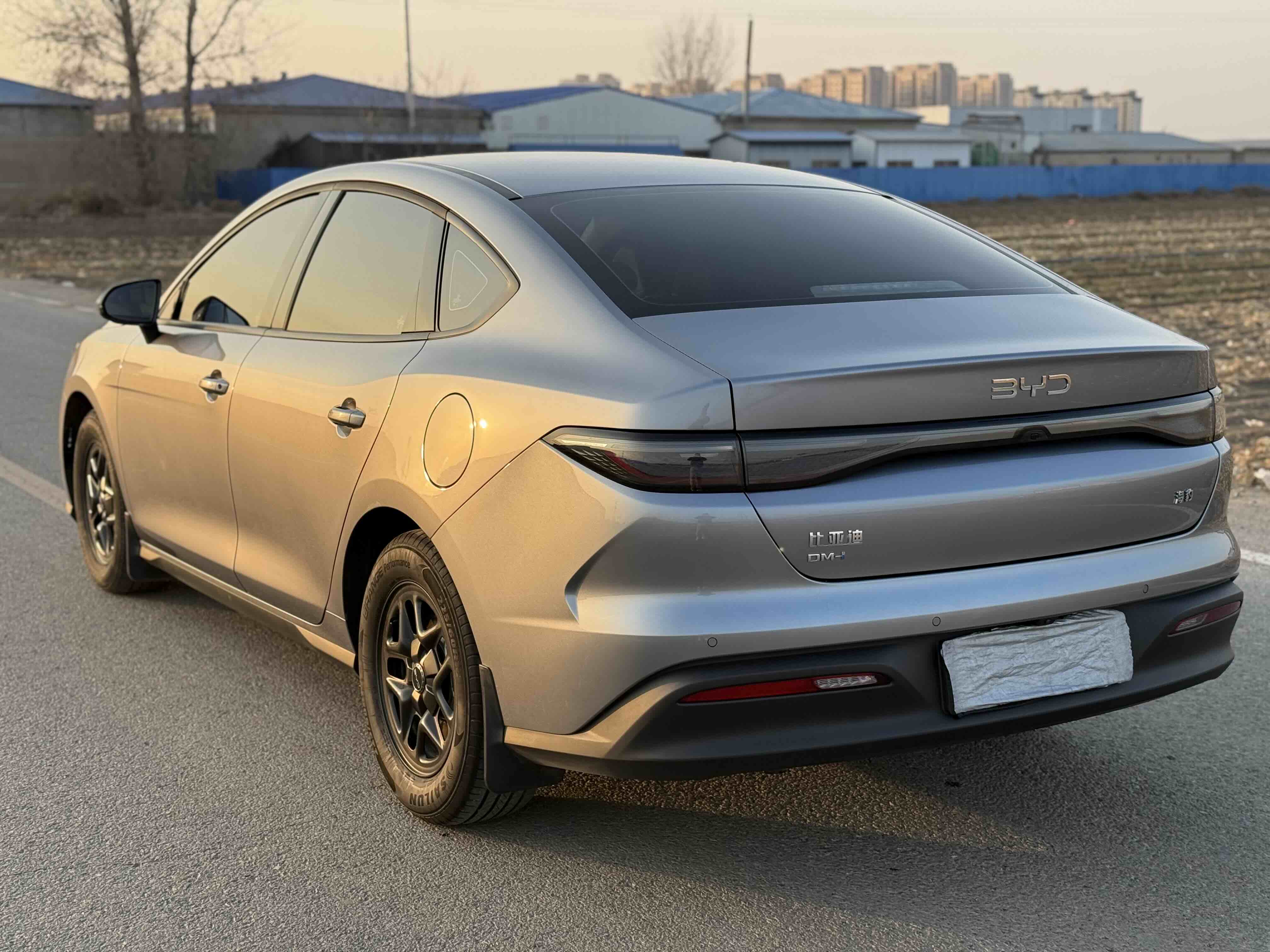 BYD Seal 05 DM-i 2025 car image #9