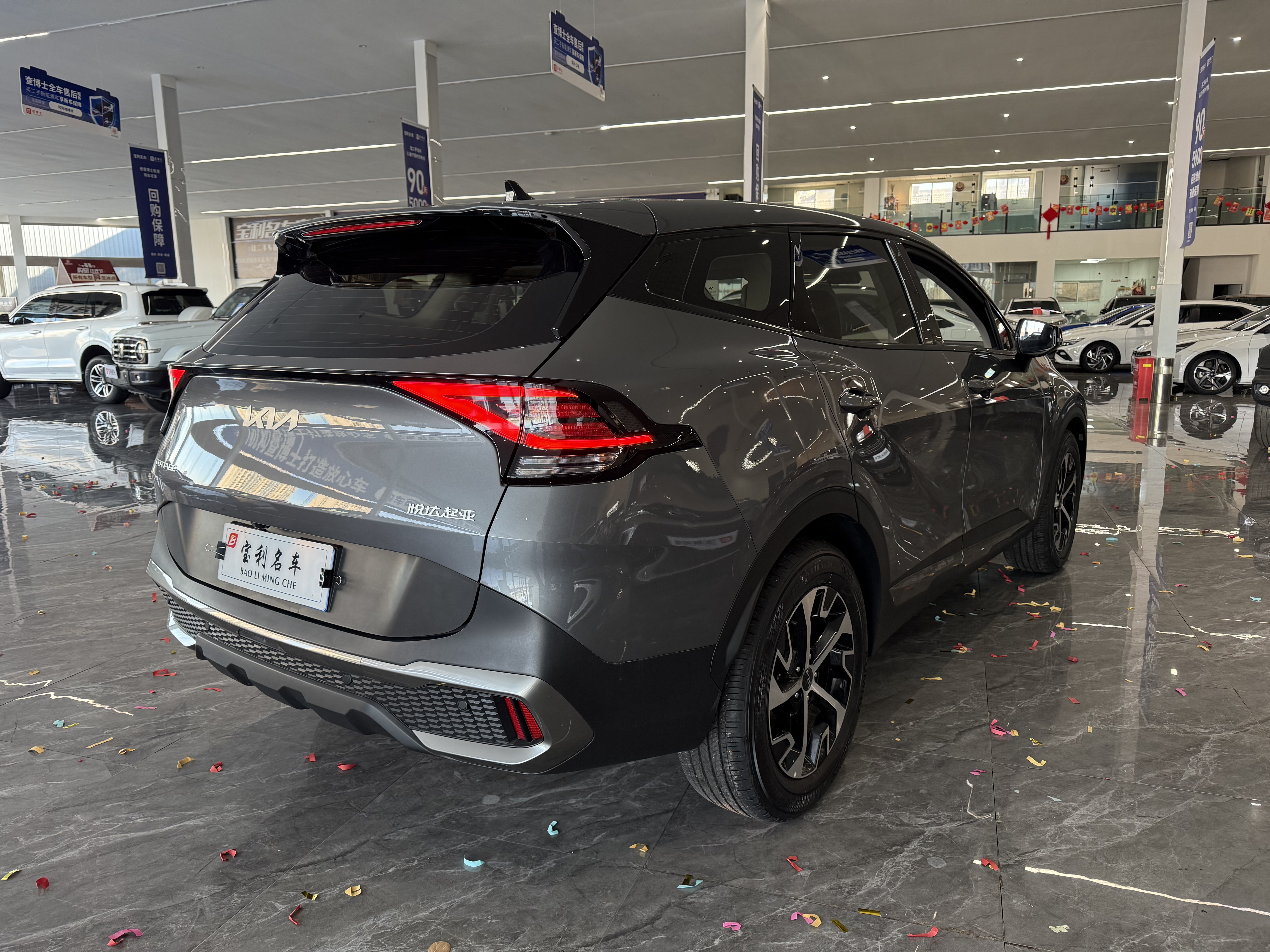 起亚 狮铂拓界 2025 汽车图片 #9