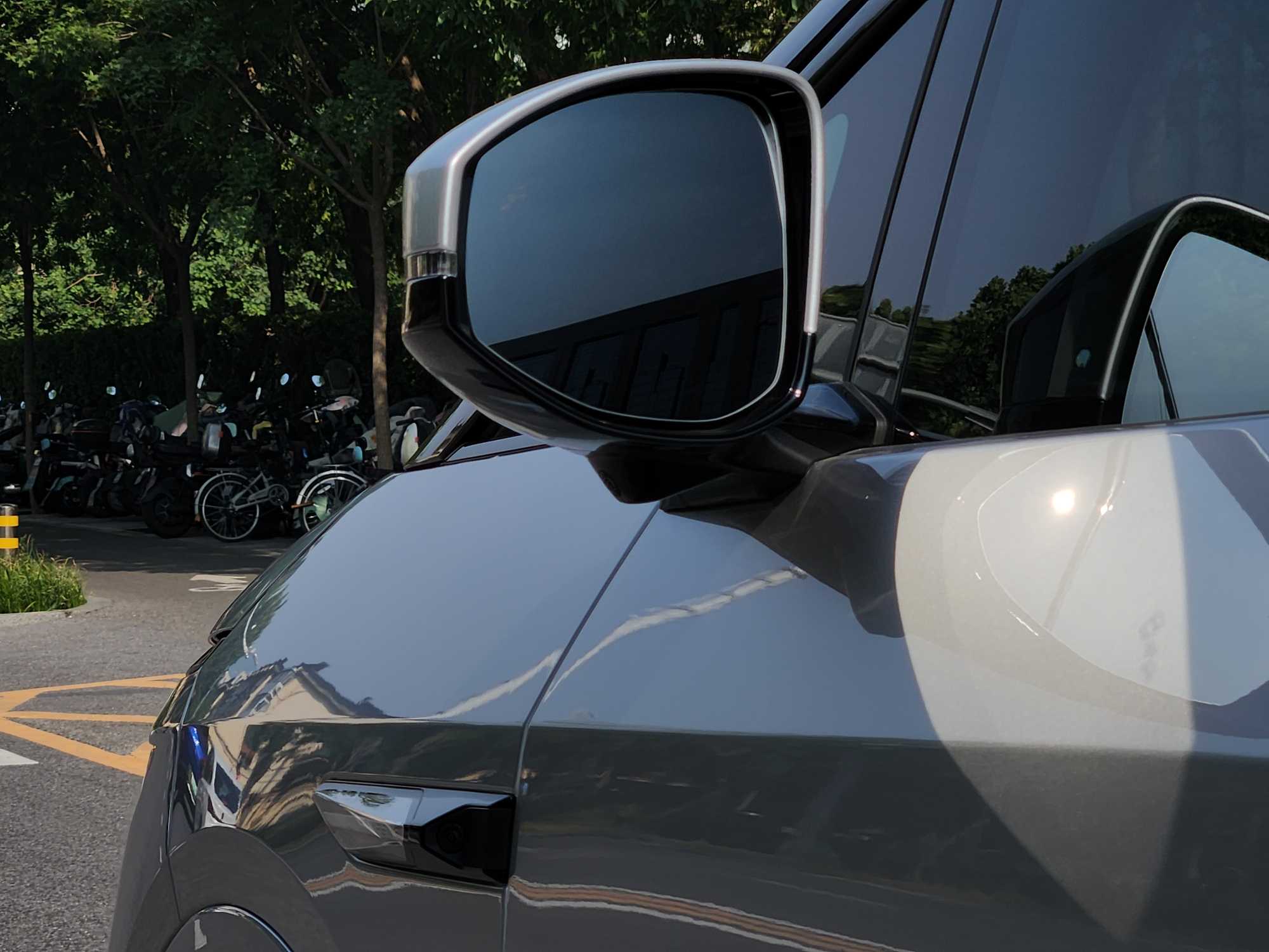 Xpeng X9 2025 imagem de carro #9