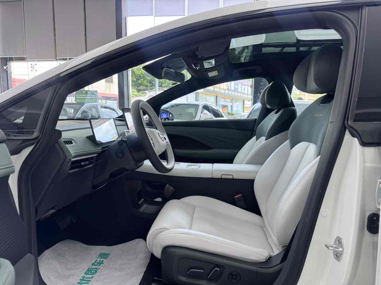 日产 日产N7 2025 汽车图片 #9