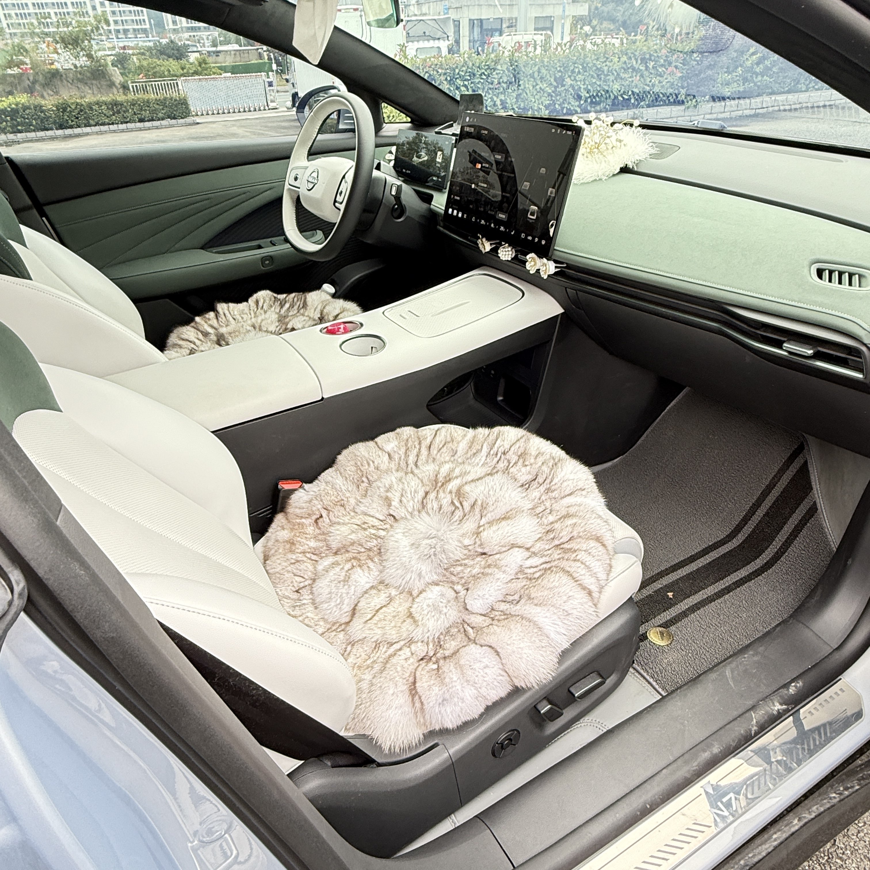 日产 日产N7 2025 汽车图片 #9