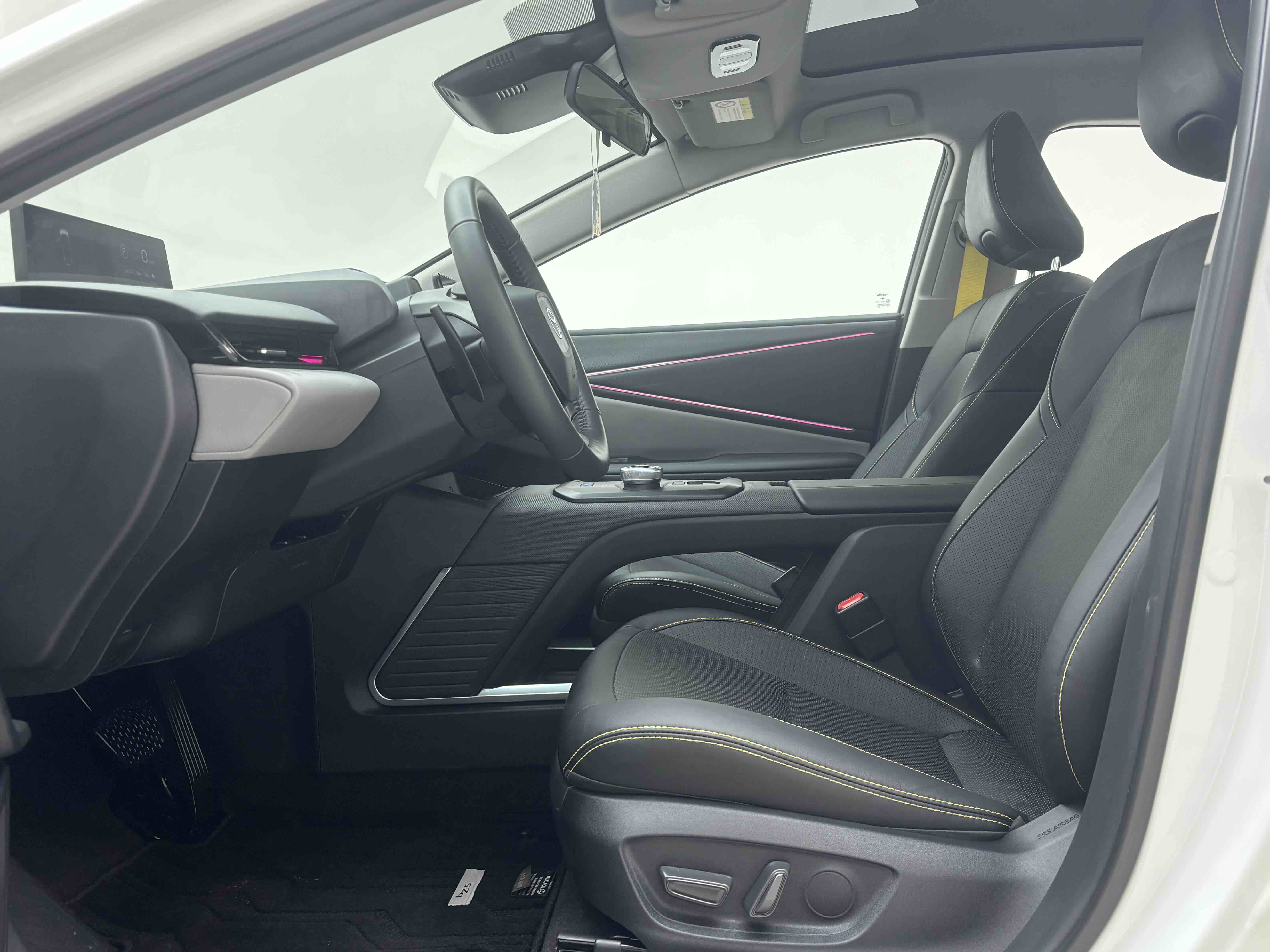 Toyota bZ5 2025 car image #9