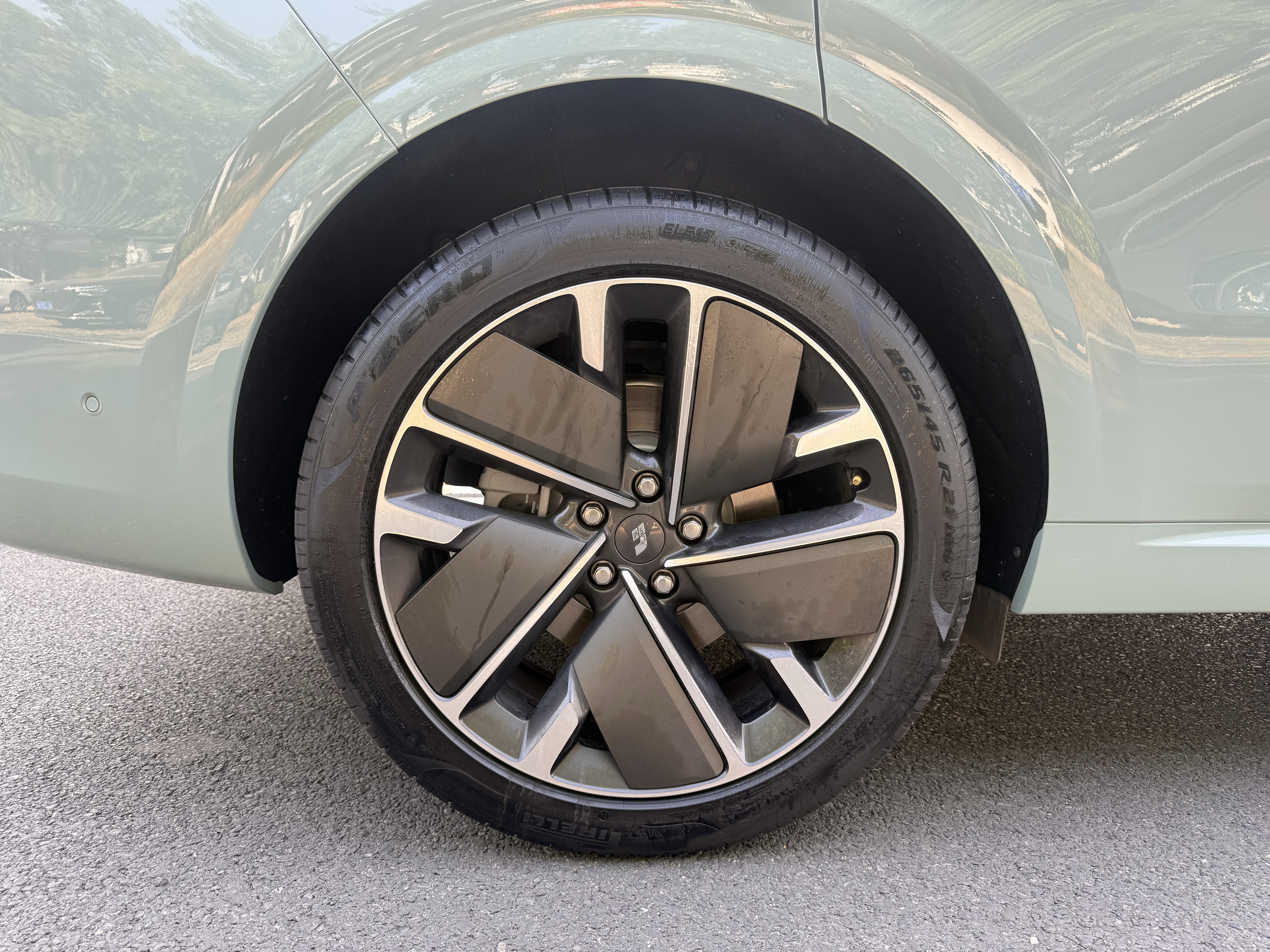 Li L6 2025 imagem de carro #9