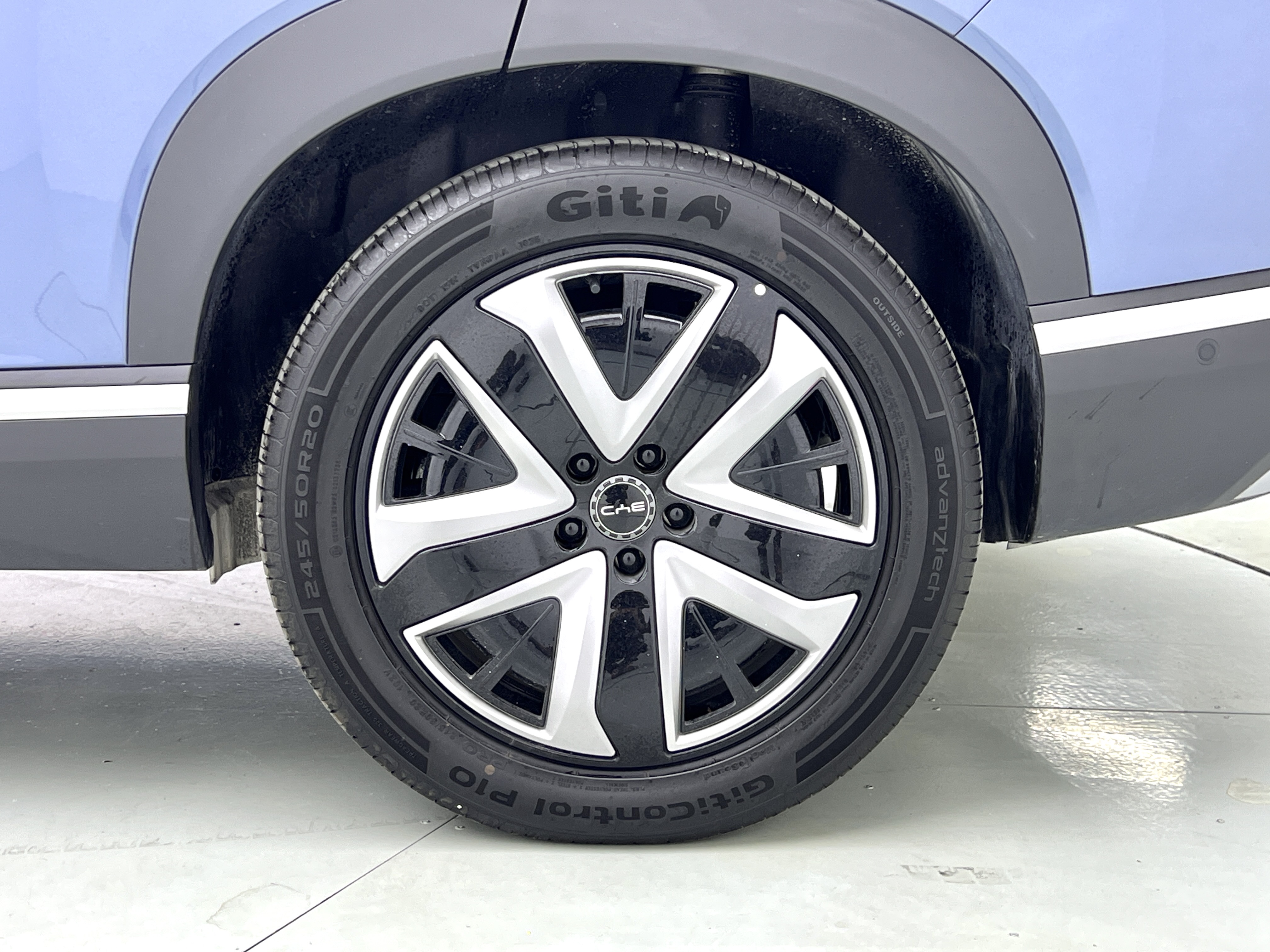 BYD Sea Lion 07 DM-i 2025 car image #9