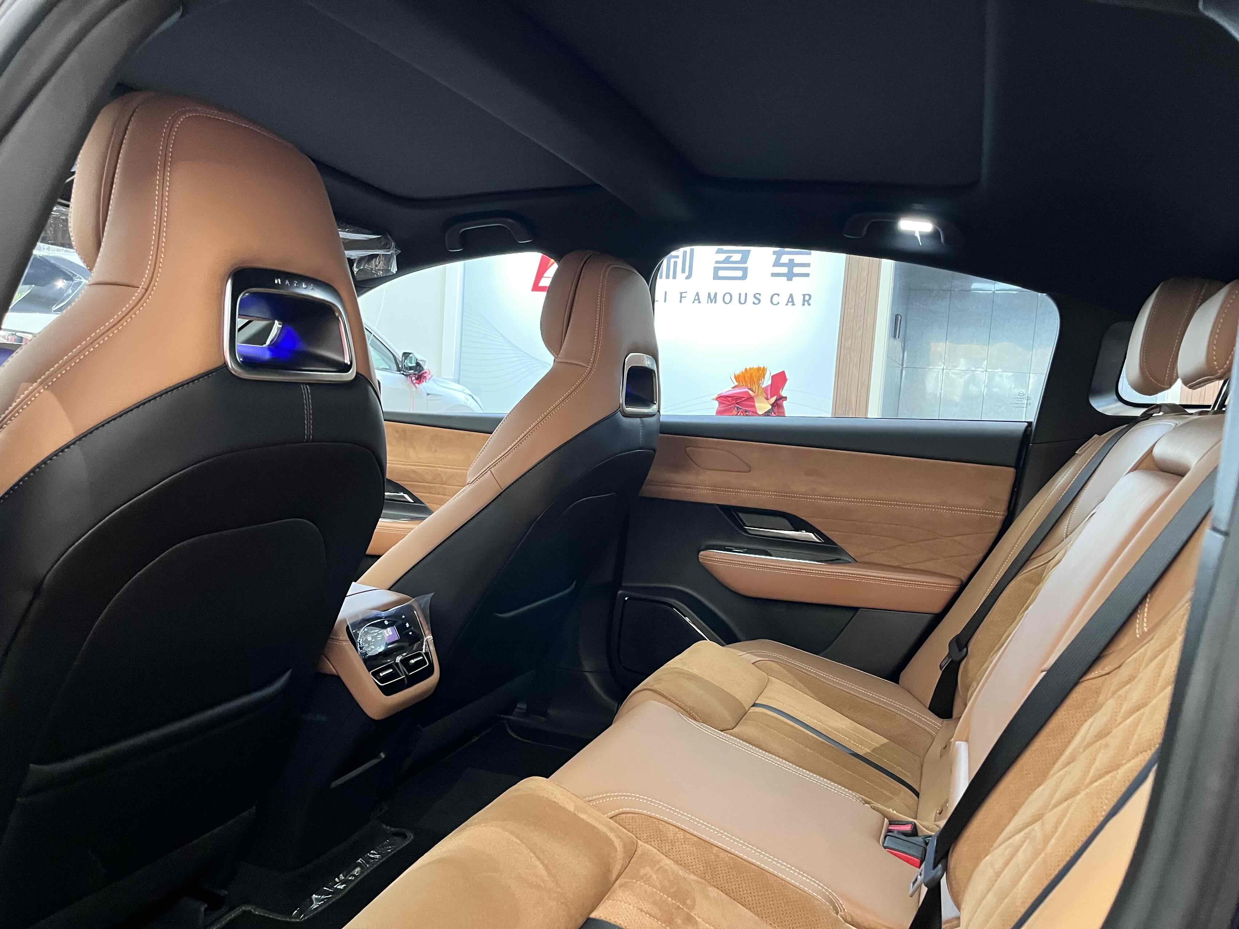 Mazda EZ-6 2025 صورة سيارة #9