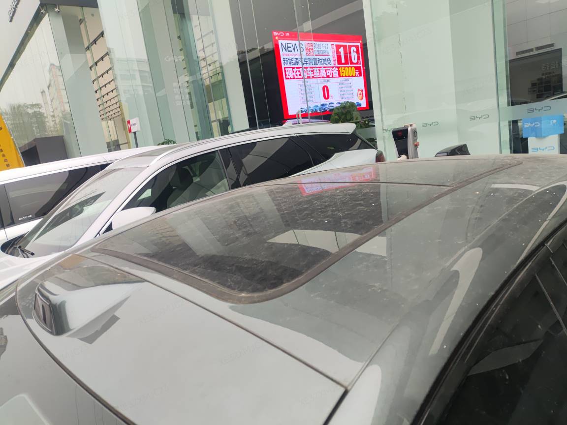 BYD HanL 2025 car image #9
