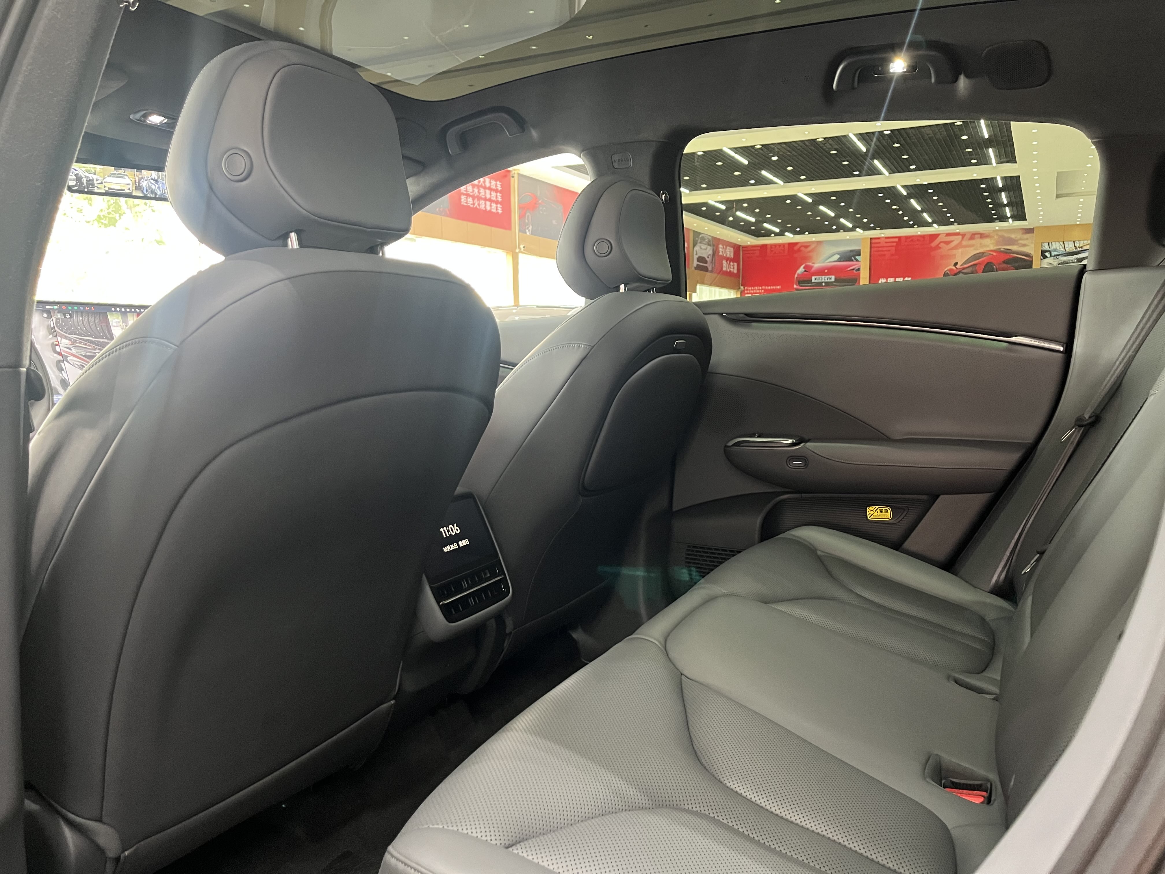 Xpeng G7 2025 immagine di auto #9