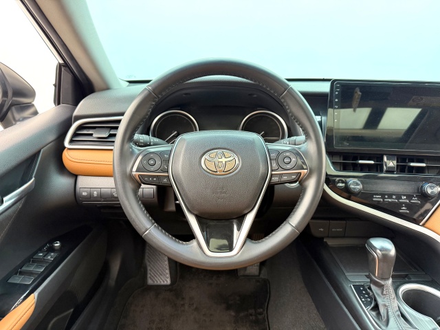Toyota Camry 2022 car image #9