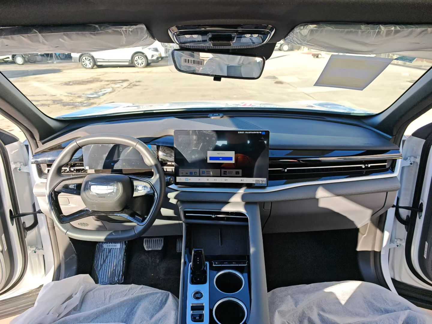 GEELY Boyue 2026 car image #9