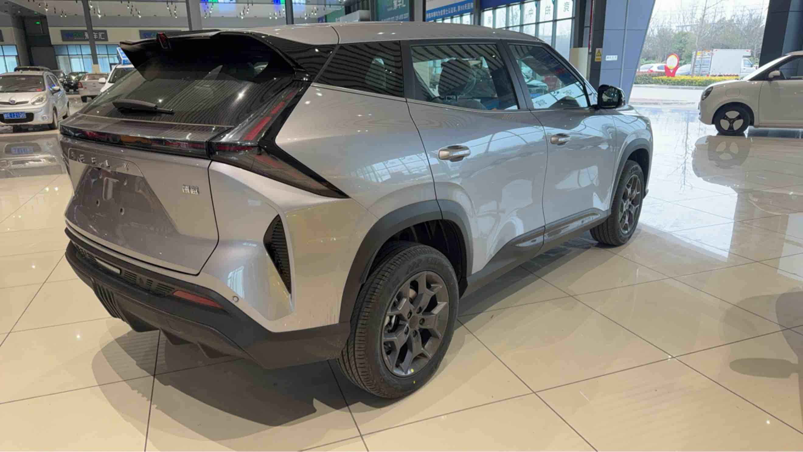 GEELY Boyue 2026 car image #9