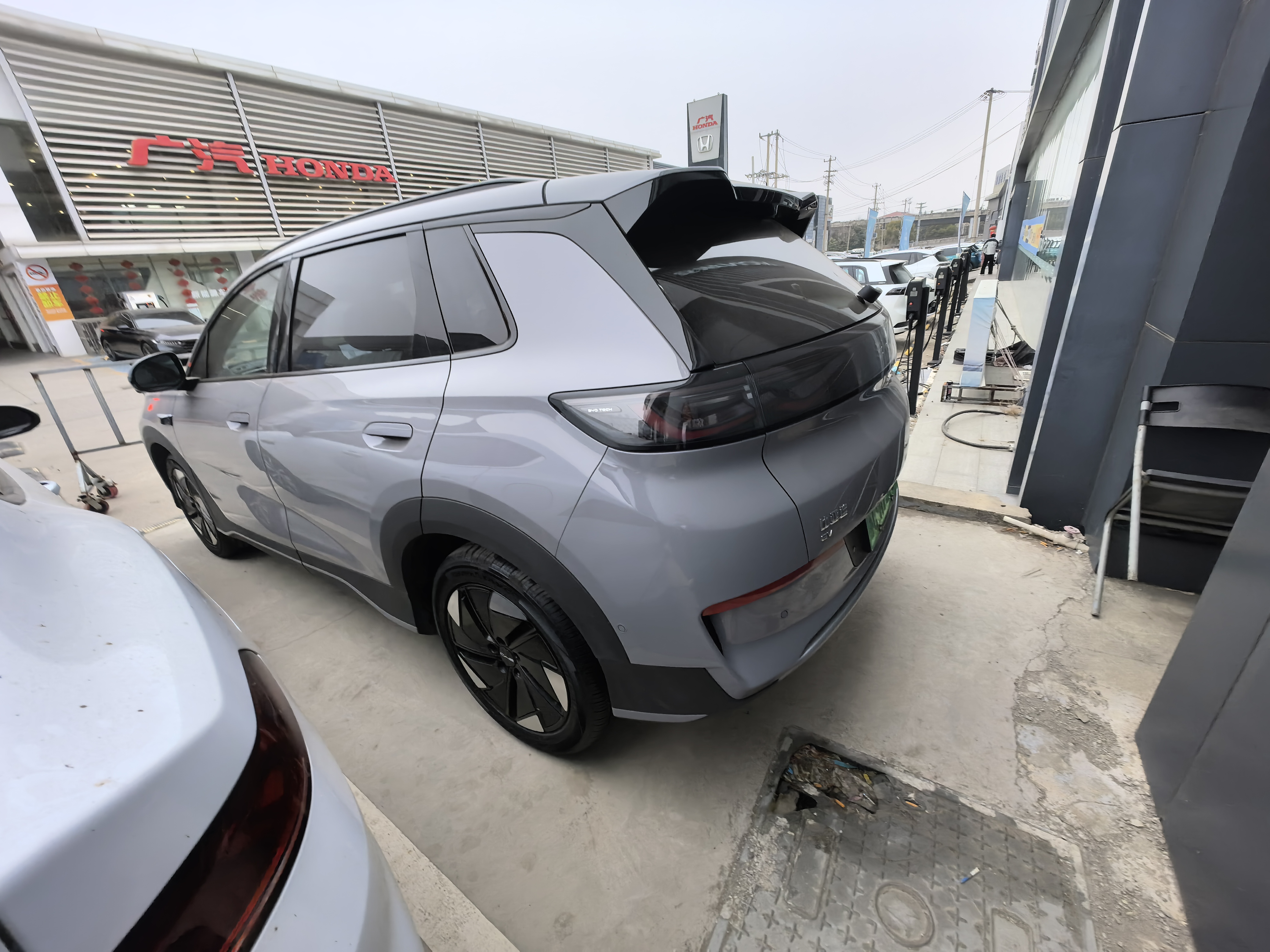 BYD Sea Lion 05 EV 2025 car image #9