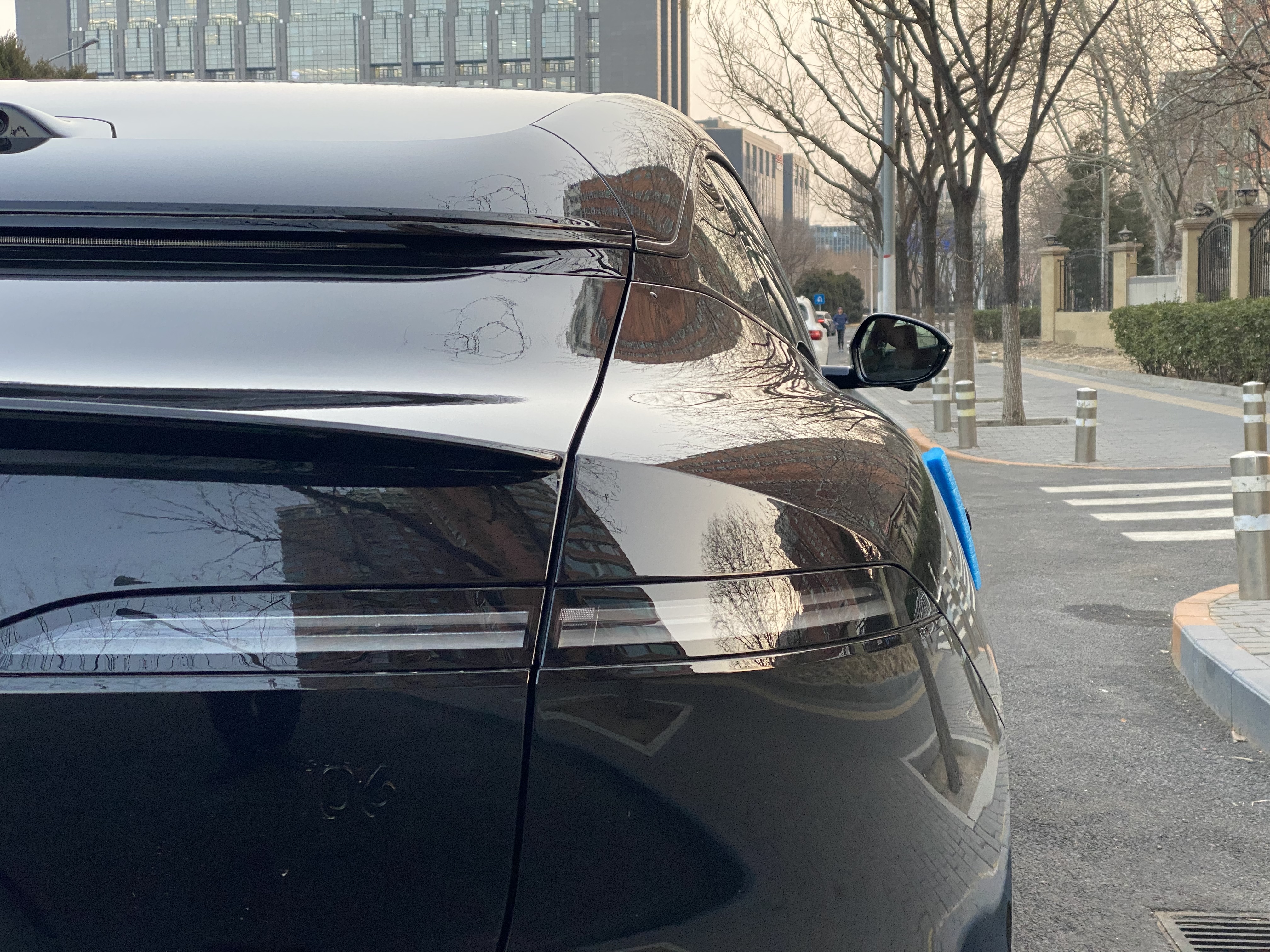 Avatr 06 2026 car image #9