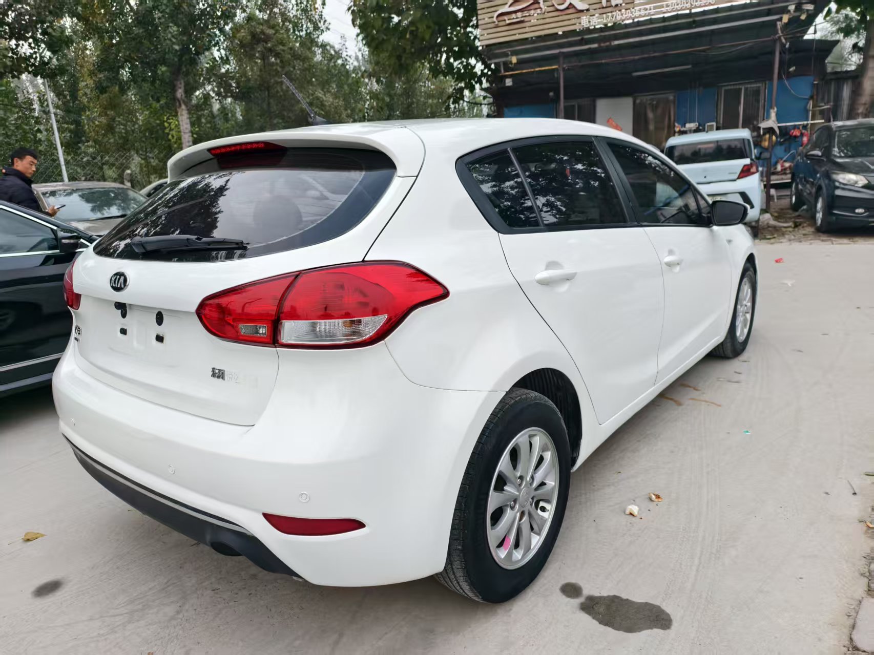 Kia Forte Koup 2015 car image #9