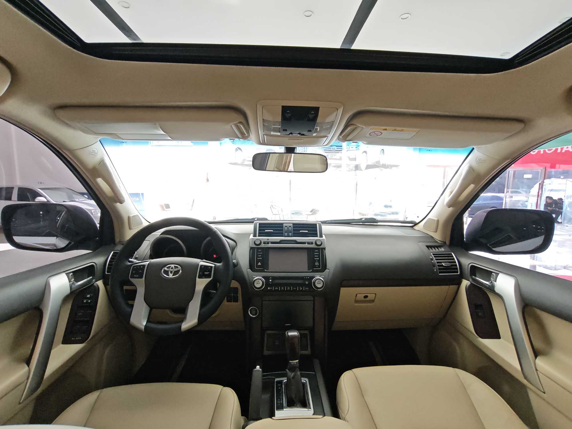 Toyota Land Cruiser Prado 2014 immagine di auto #9