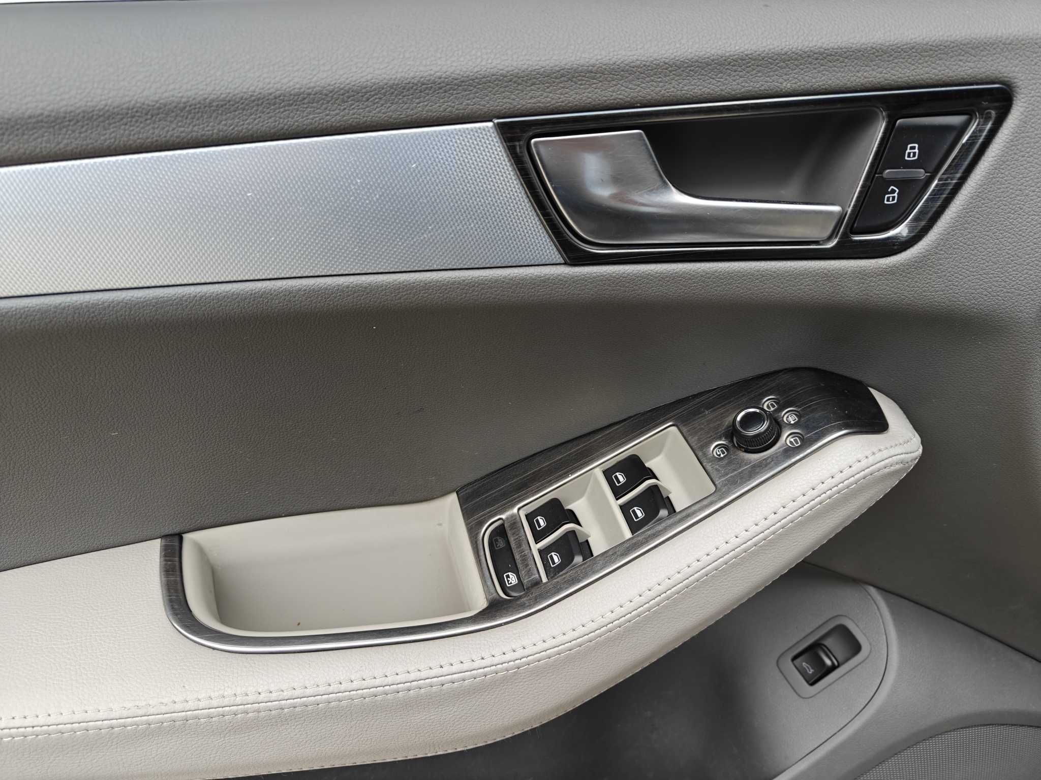 Audi Q5 (Imported) 2012 #9 Audi Q5 (Imported) 2012 car image #9