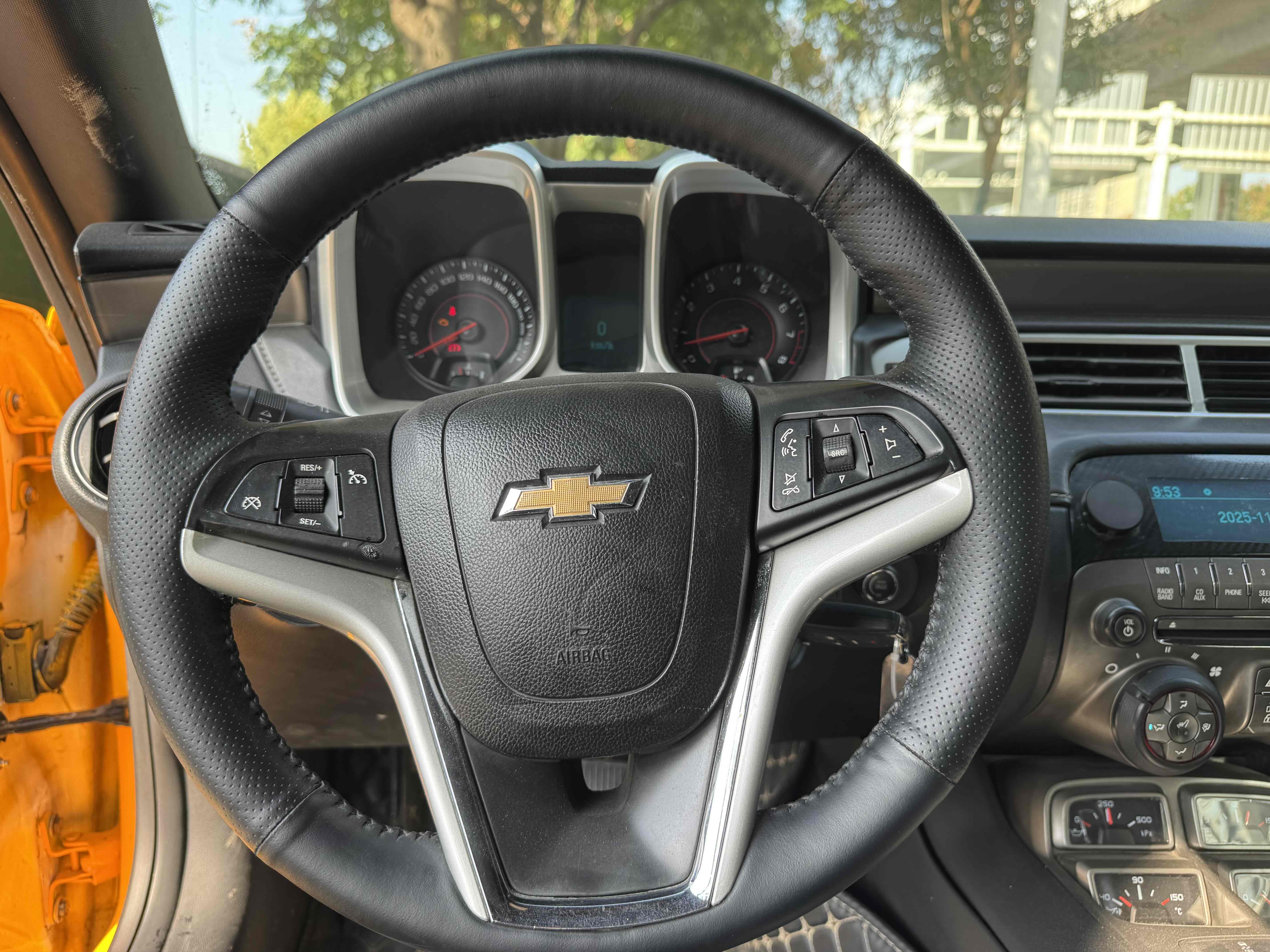 Chevrolet Camaro 2013 #9 Chevrolet Camaro 2013 car image #9