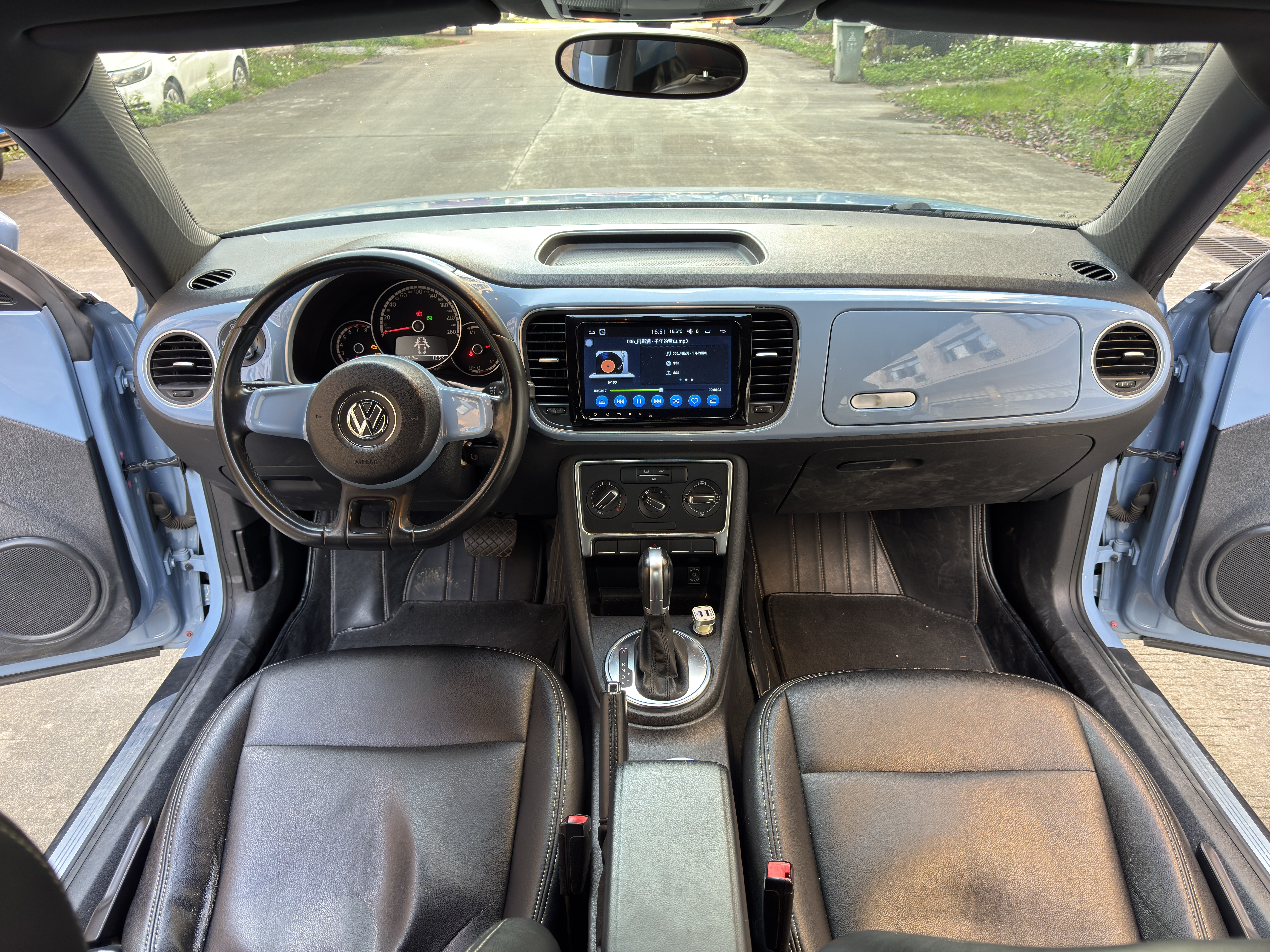 Volkswagen Beetle 2015 immagine di auto #9