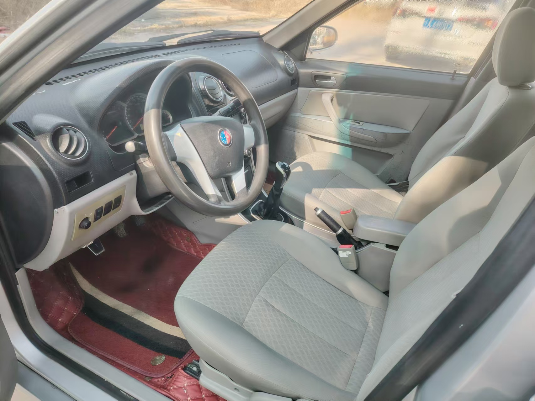 GEELY SC3 2013 car image #9