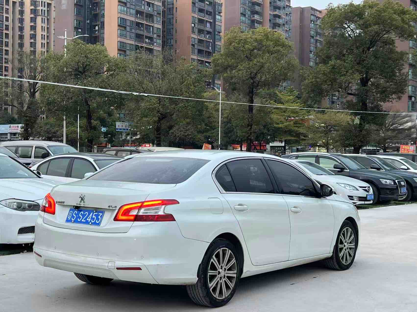 Peugeot 408 2015 immagine di auto #9