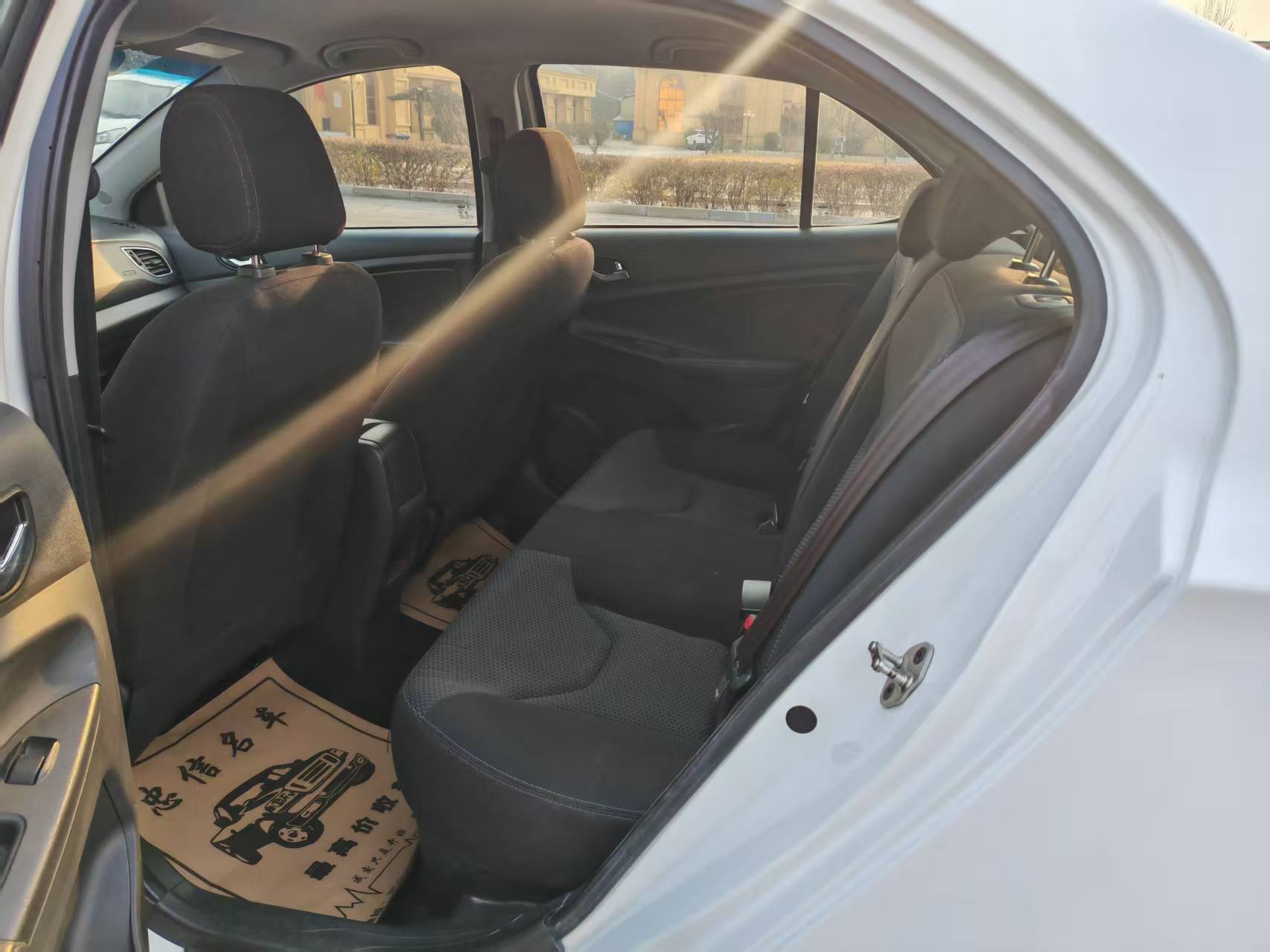 Chery Arrizo 3 2015 immagine di auto #9