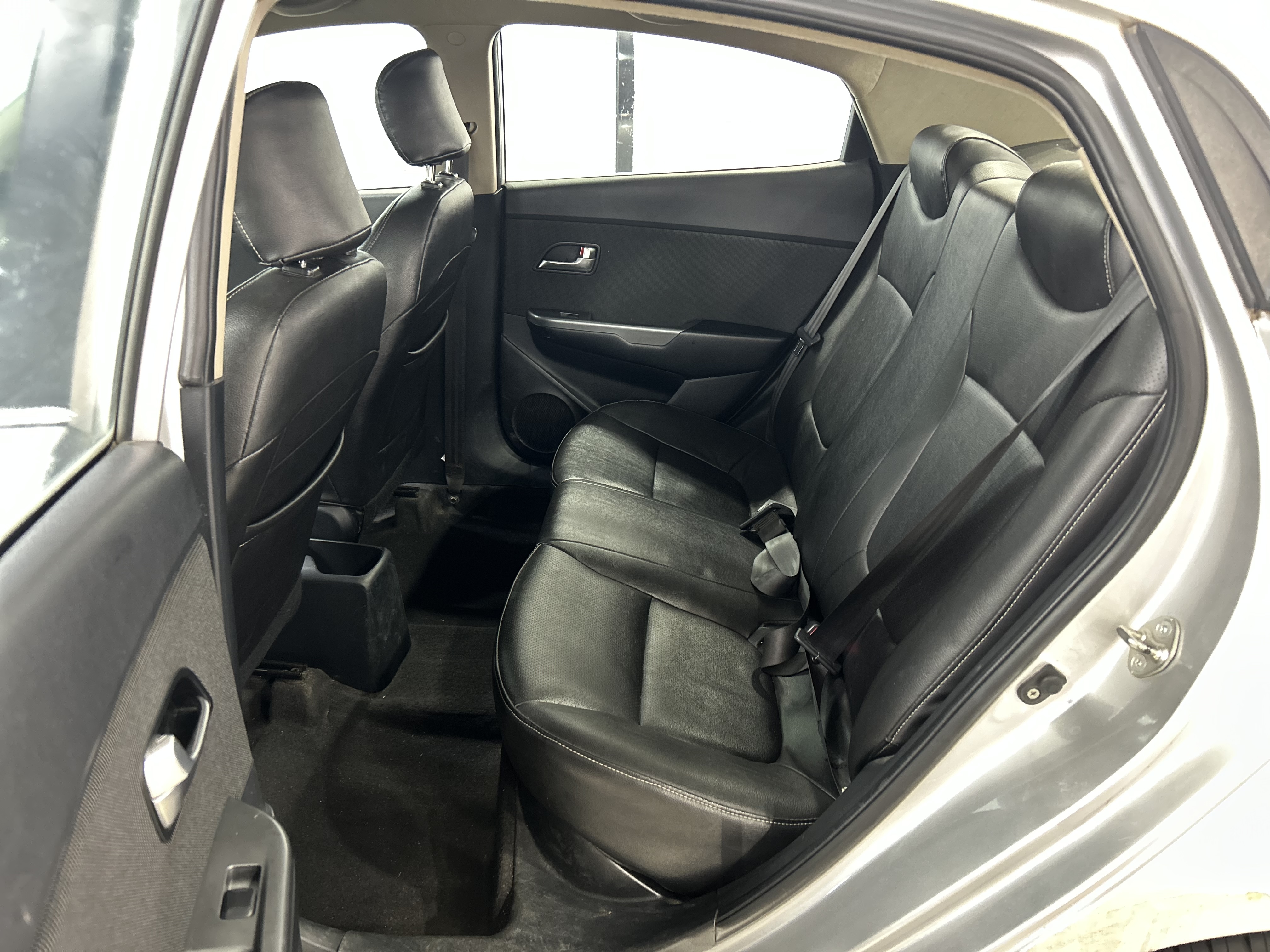 起亚 起亚K2 2016 汽车图片 #9