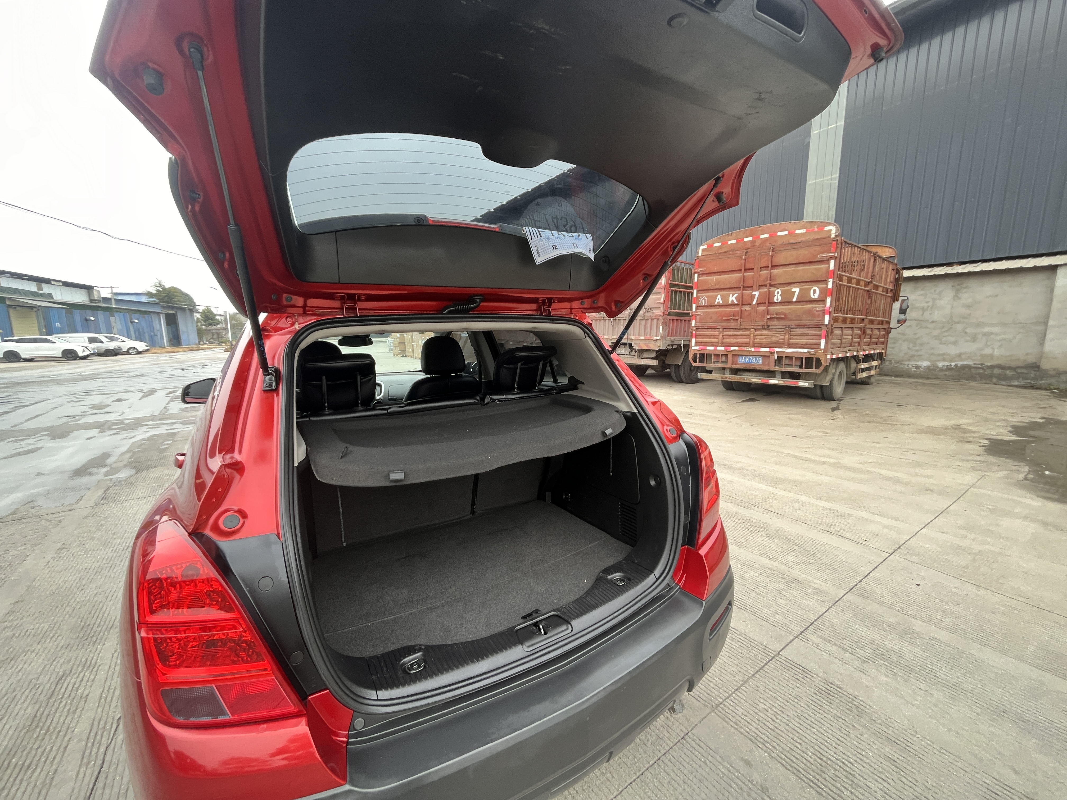 Chevrolet Tracker 2014 car image #9