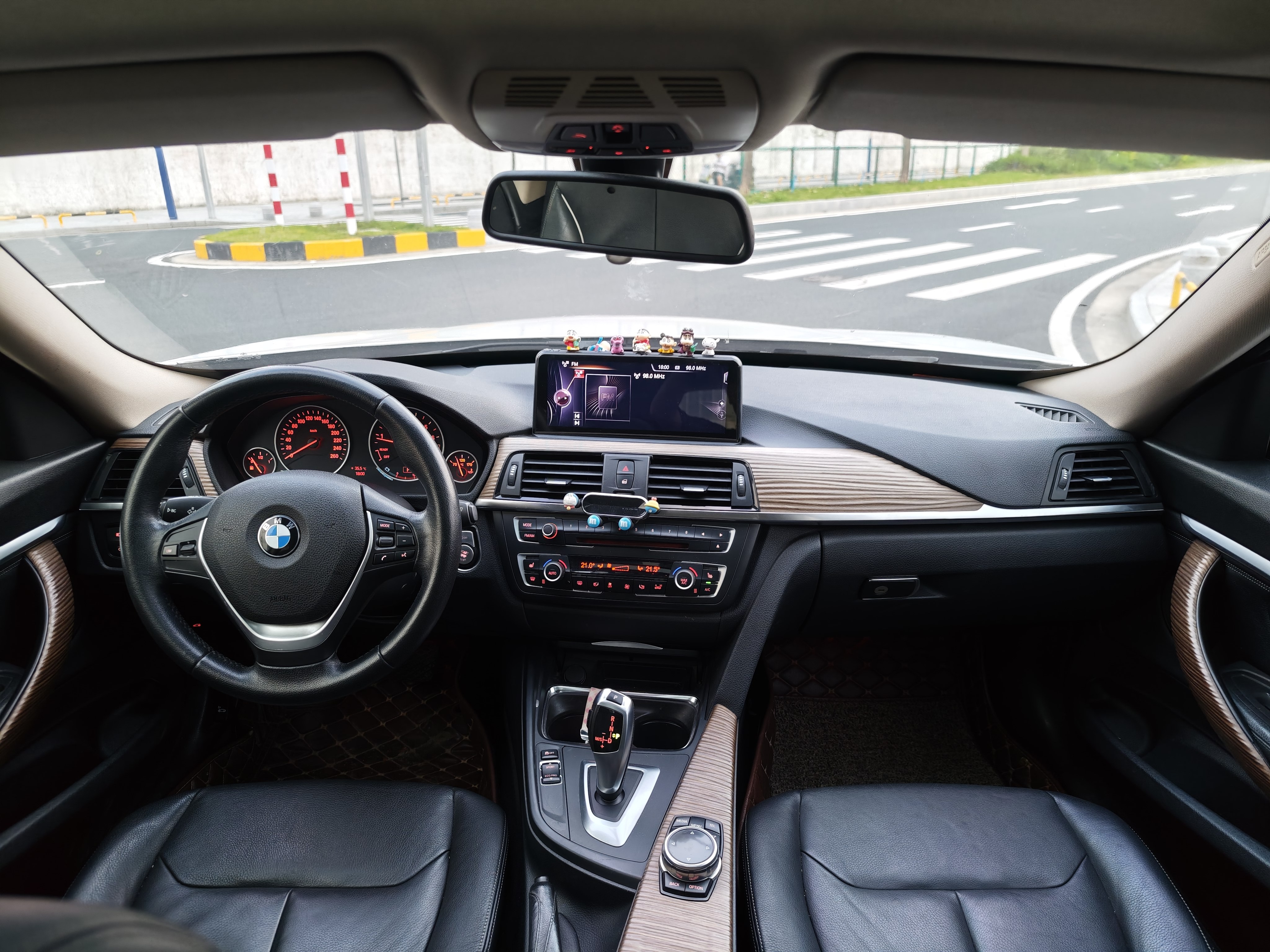 BMW 3 Series GT 2014 immagine di auto #9