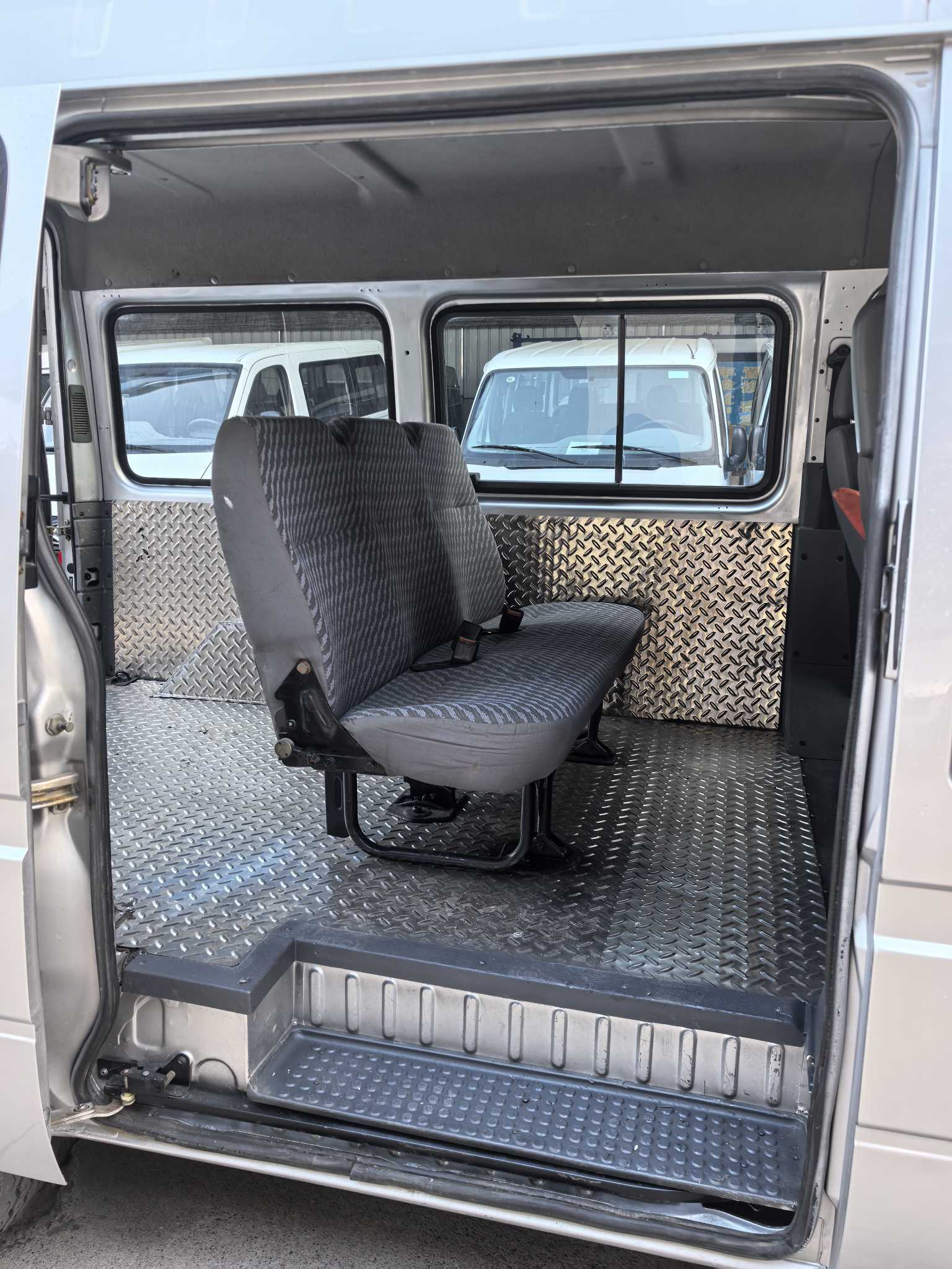 Ford Transit Classic 2015 car image #9