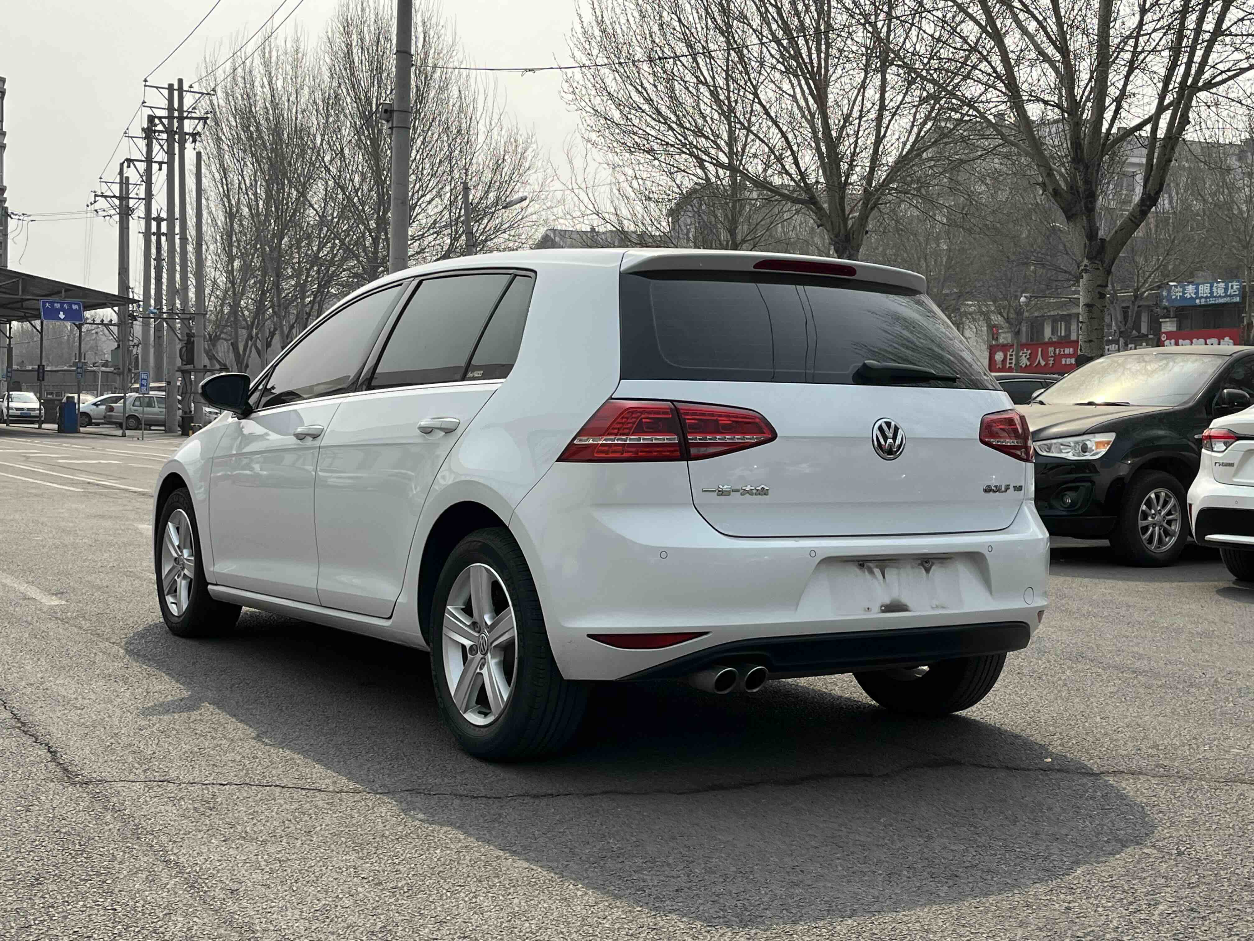 Volkswagen Golf 2014 car image #9