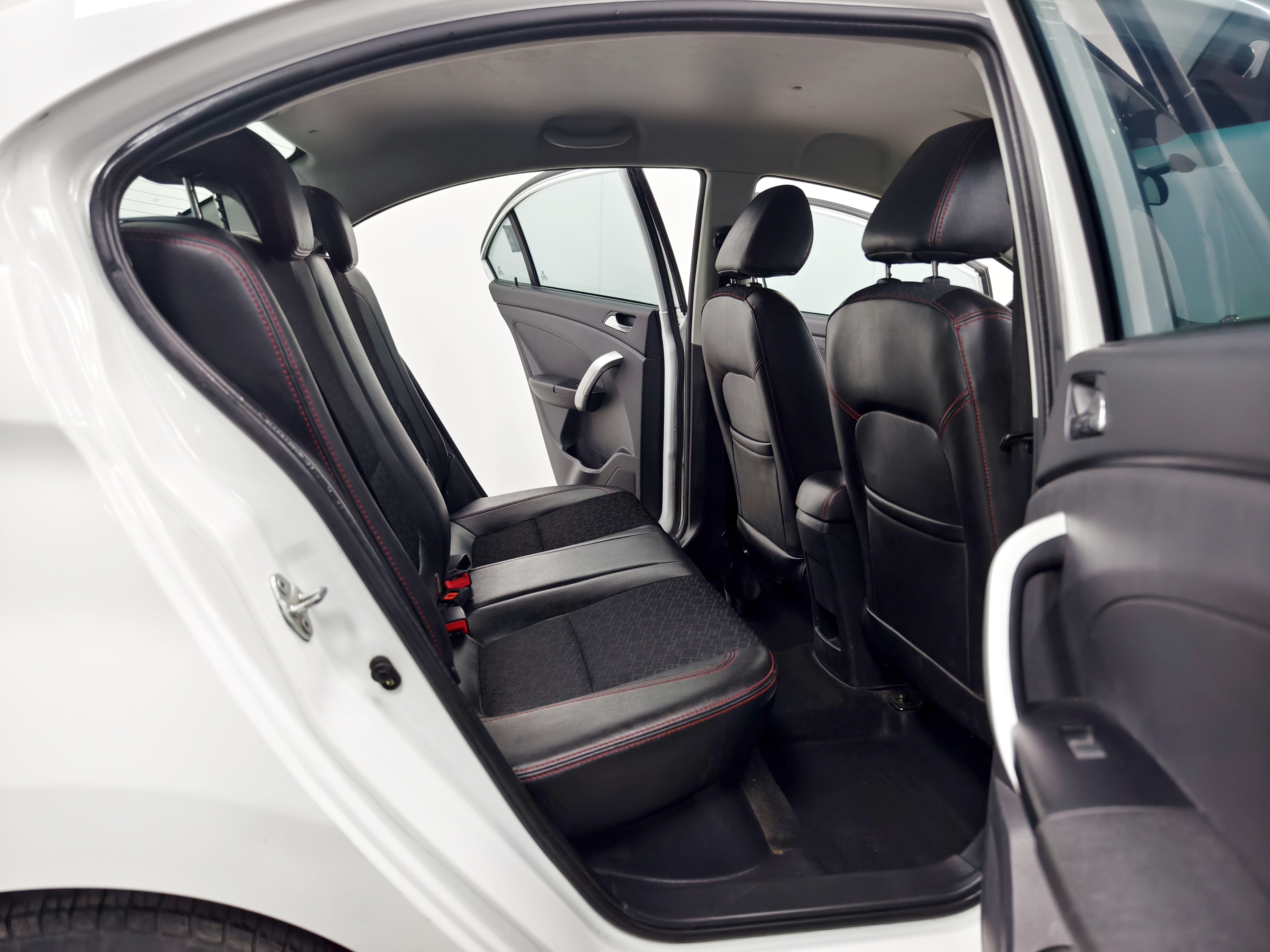 Kaiyi C3 2015 car image #9