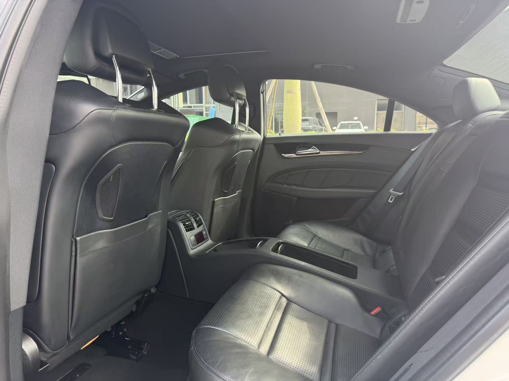 Mercedes-Benz CLS AMG 2016 car image #9