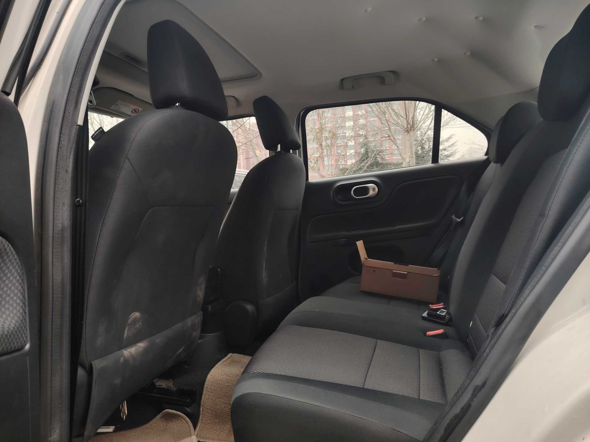 MG 3 2015 car image #9