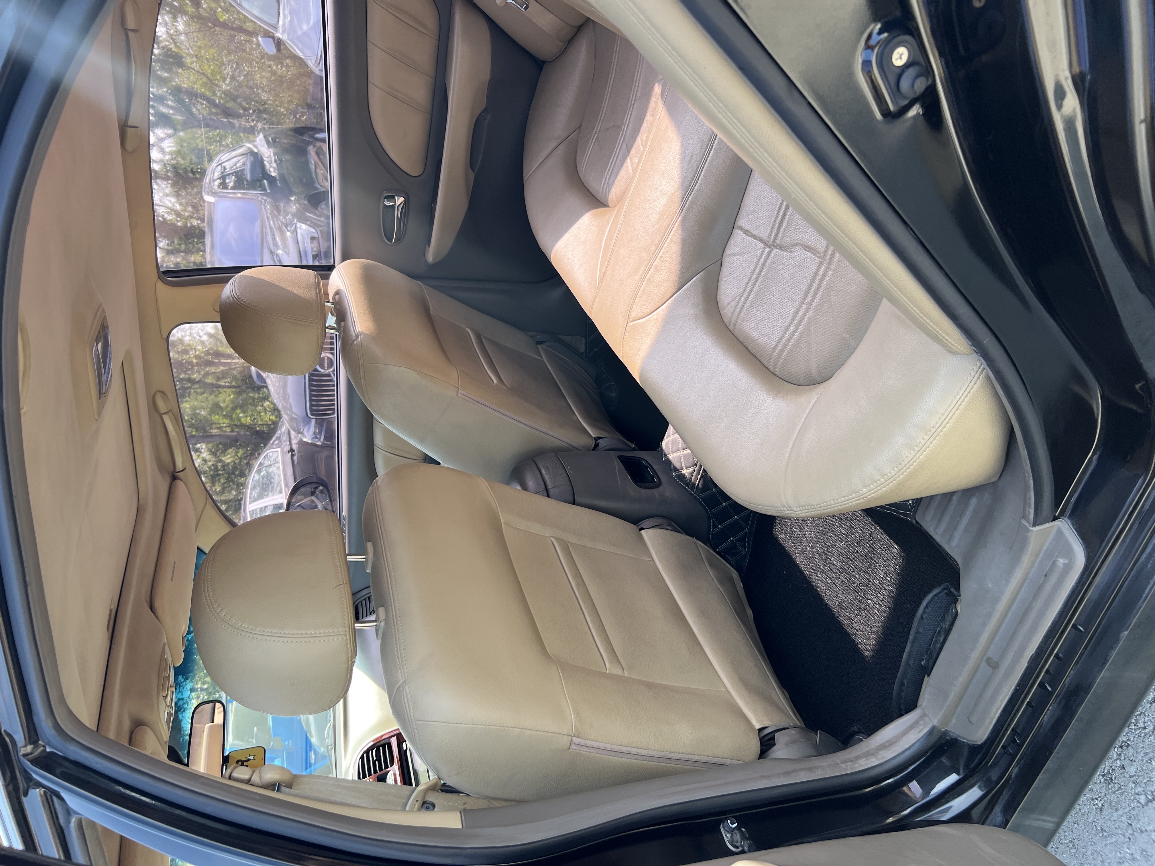 Hyundai moInca 2010 car image #9