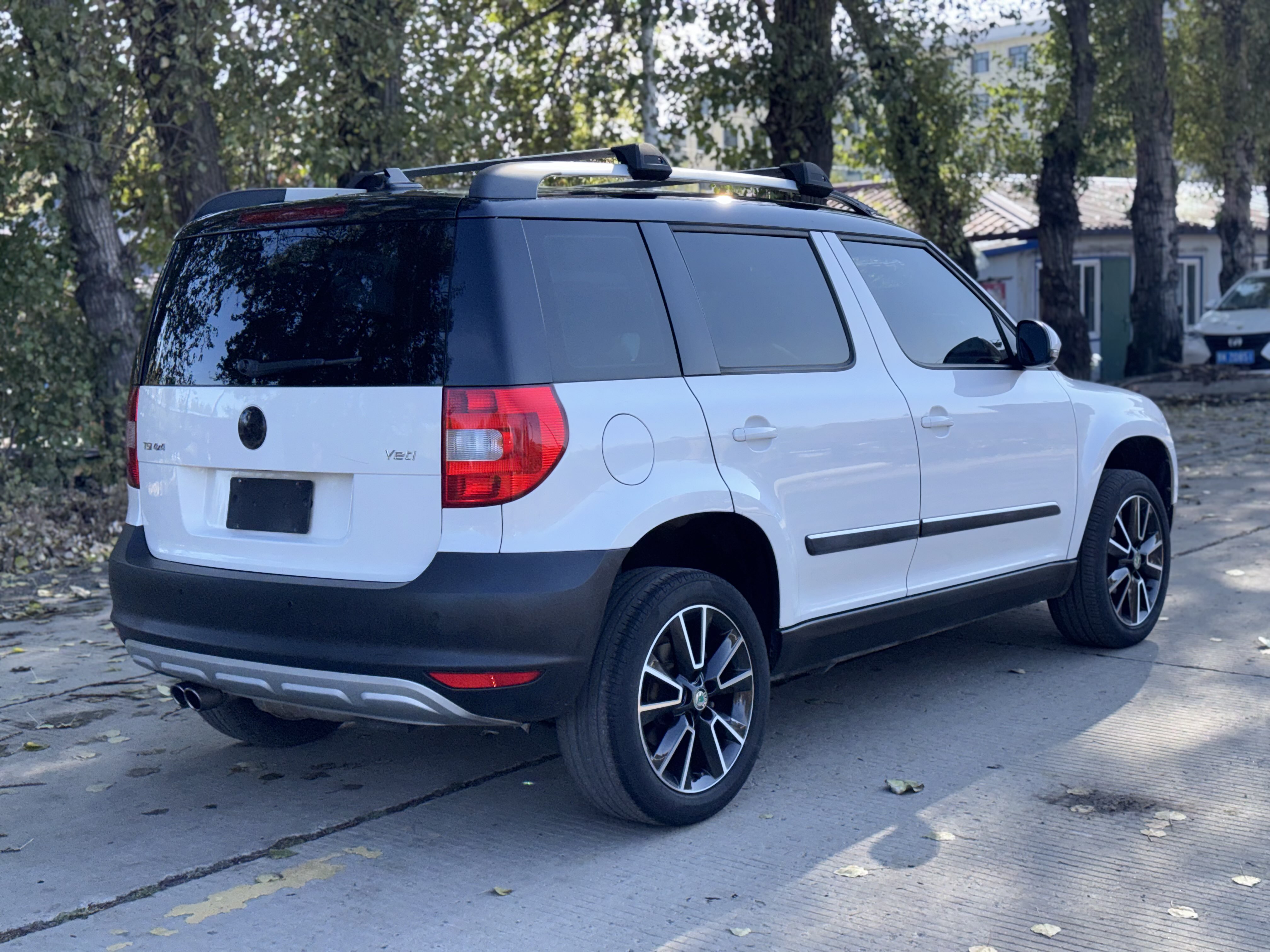 Skoda Yeti (Imported) 2014 صورة سيارة #9