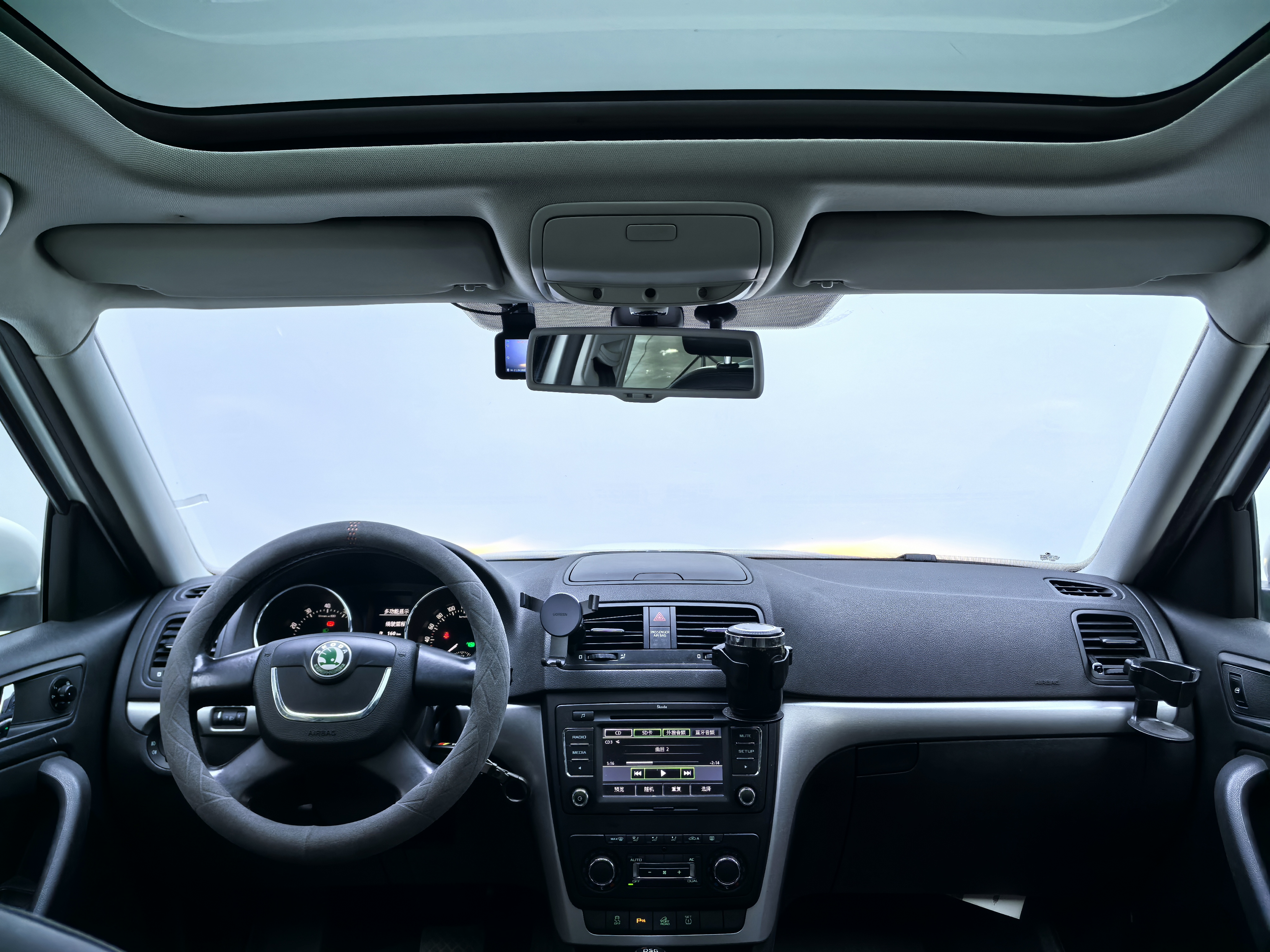 Skoda Yeti (Imported) 2014 immagine di auto #9