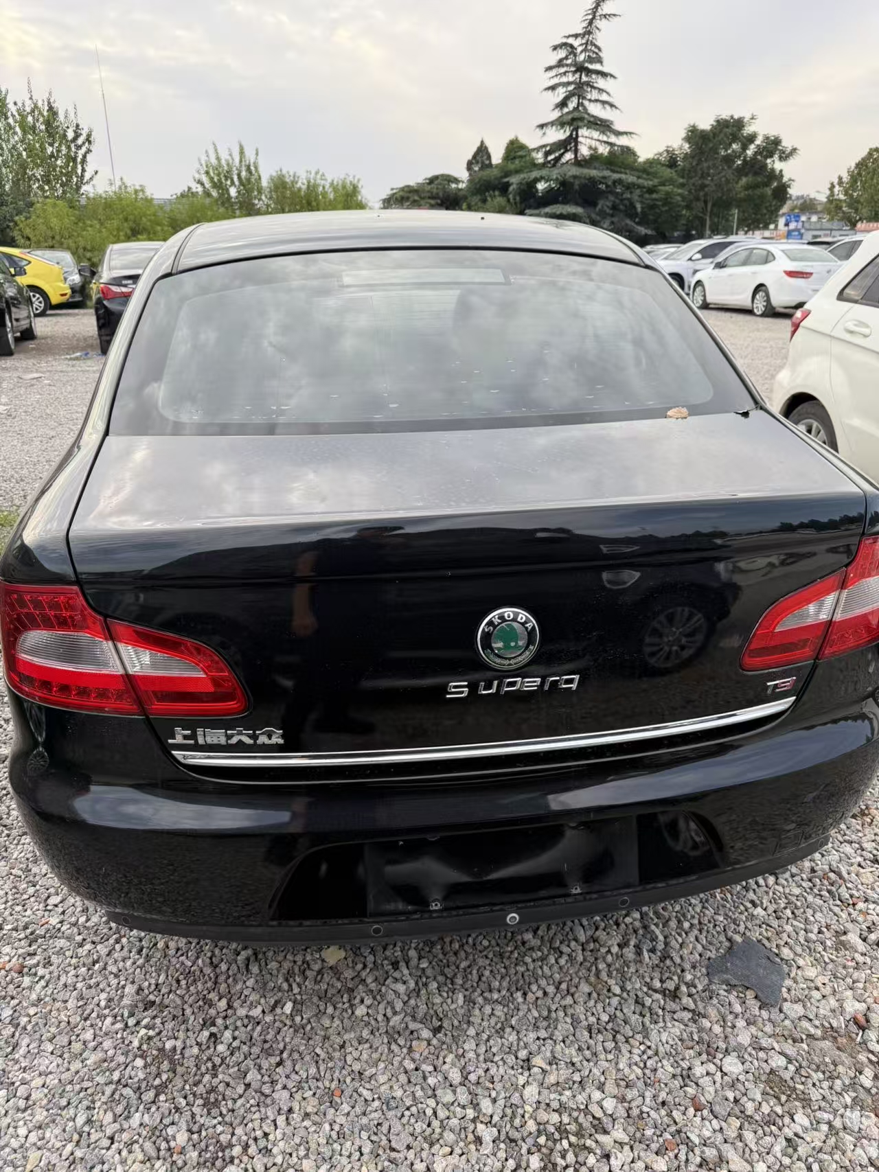 Skoda Superb 2011 imagem de carro #9