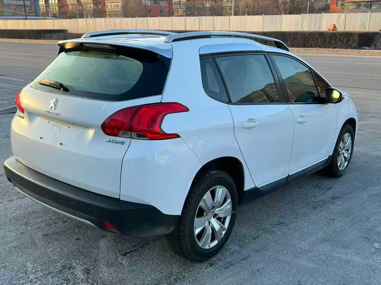 标致 标致2008 2014 汽车图片 #9