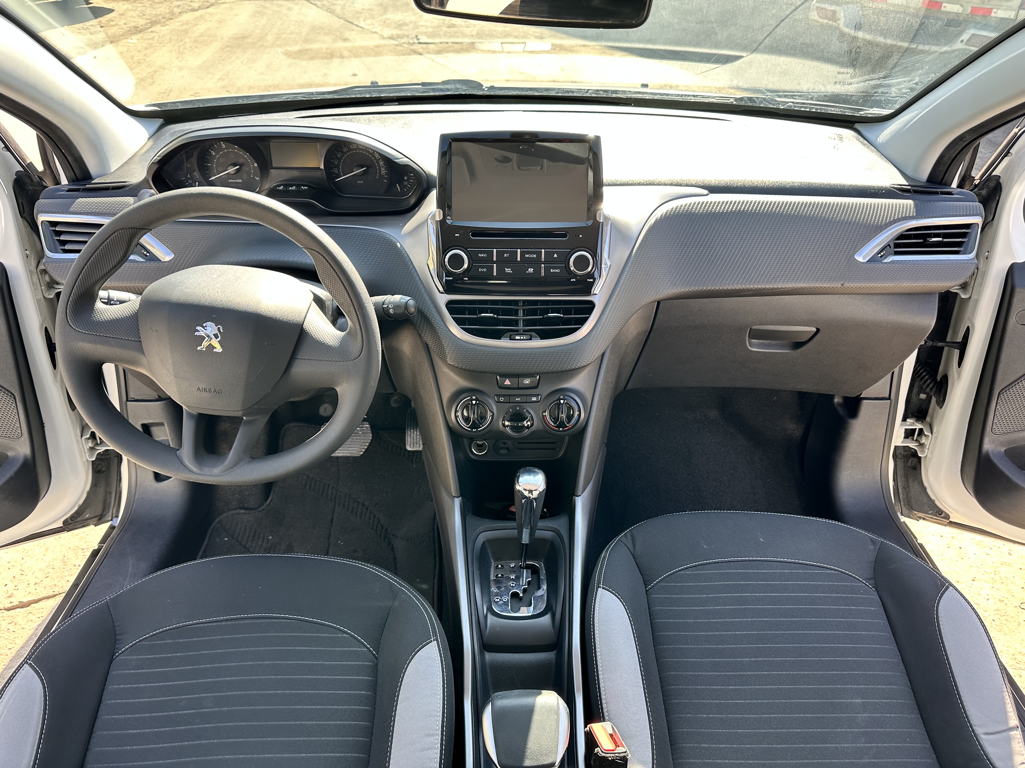 标致 标致2008 2015 汽车图片 #9