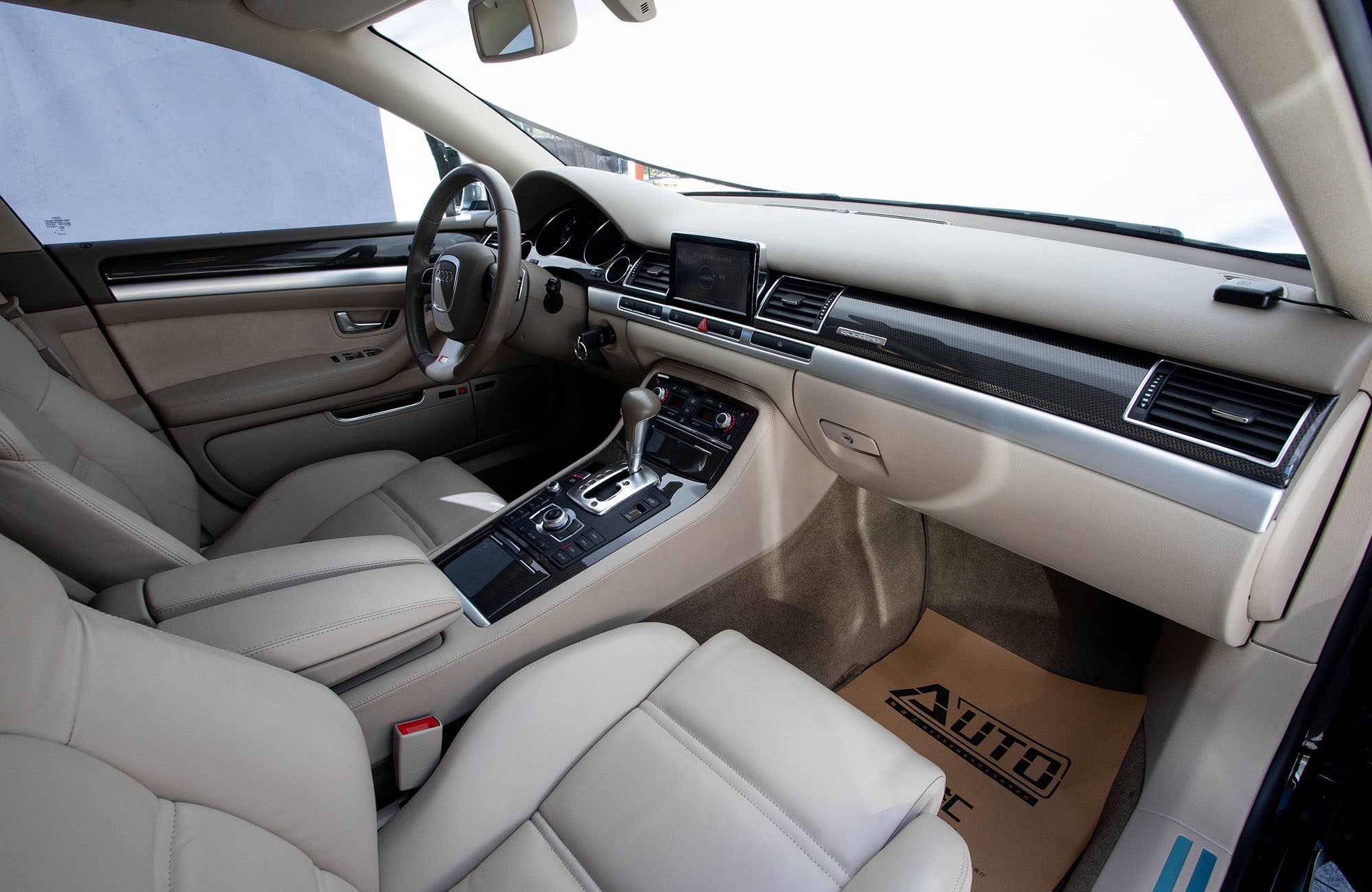 Audi S8 2009 #9 Audi S8 2009 car image #9