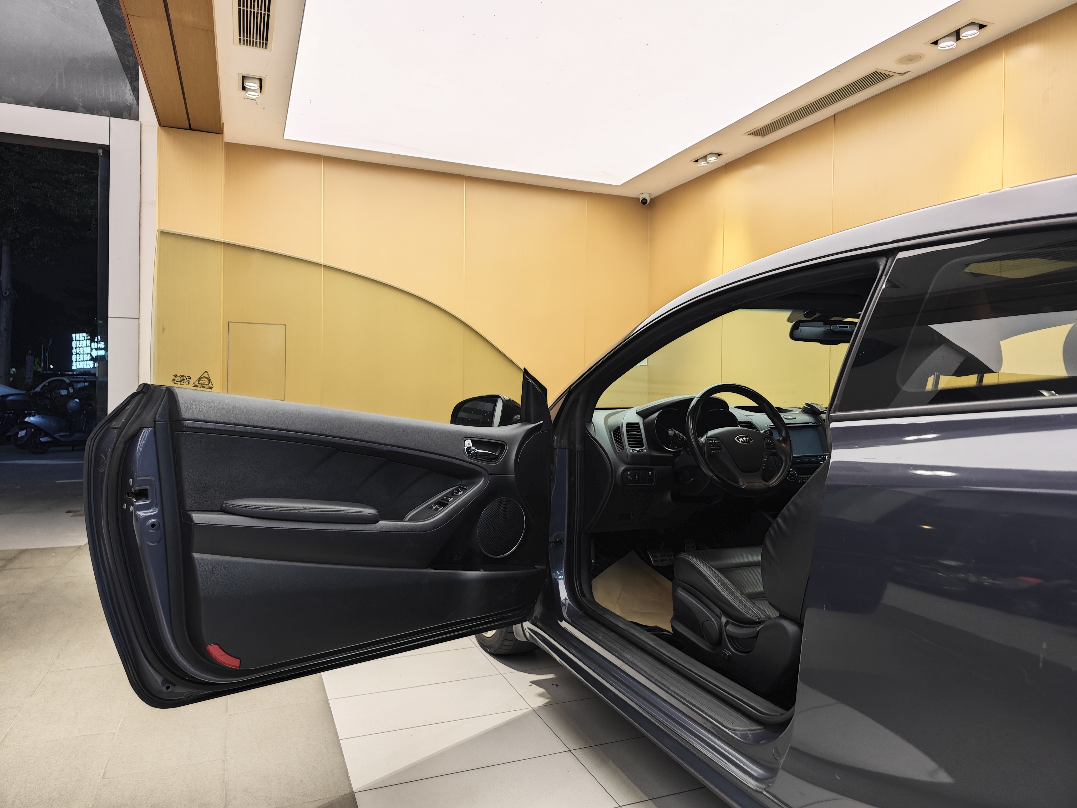 起亚 速迈 2014 汽车图片 #9