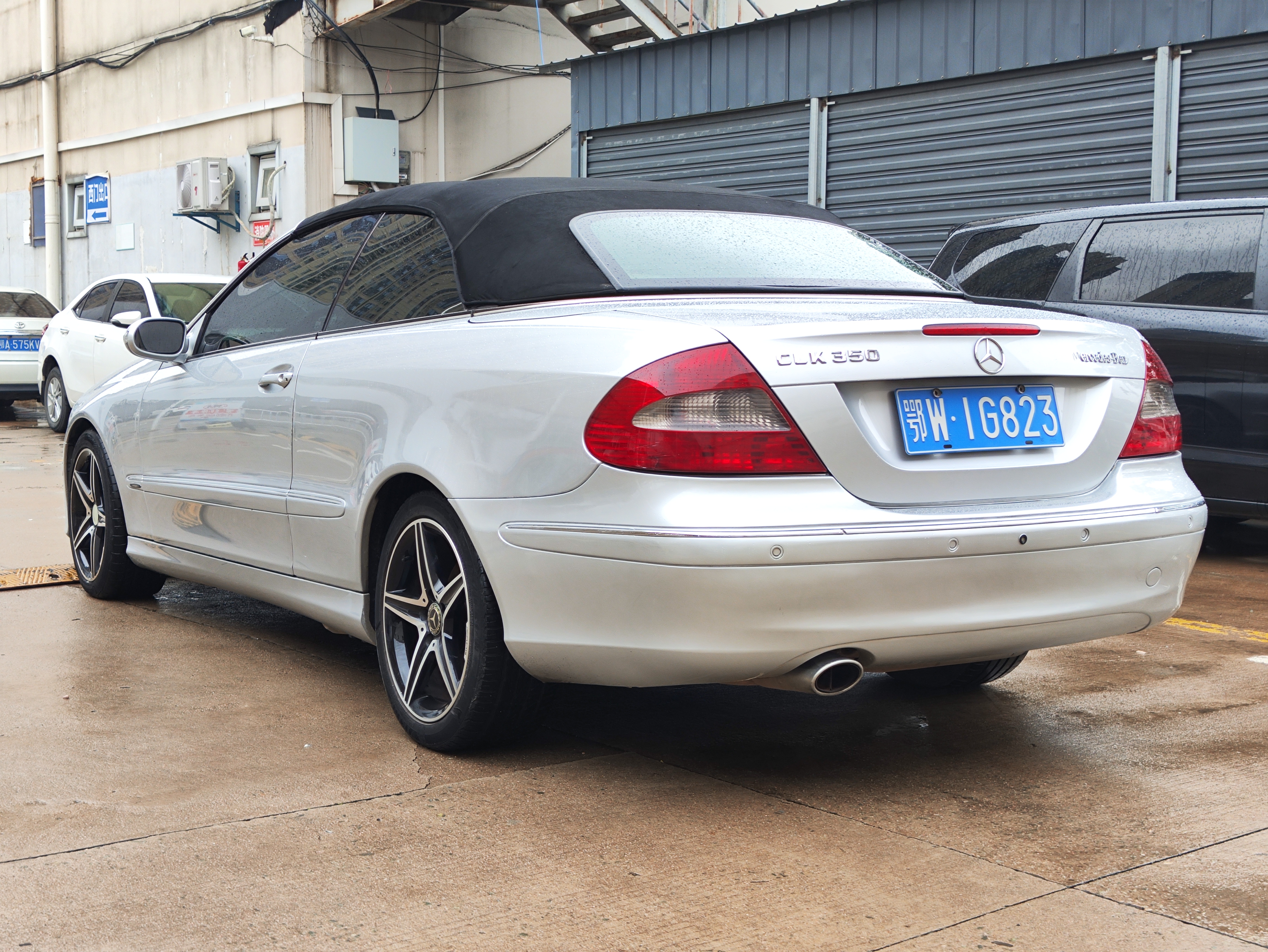 Mercedes-Benz CLK Class 2007 car image #9